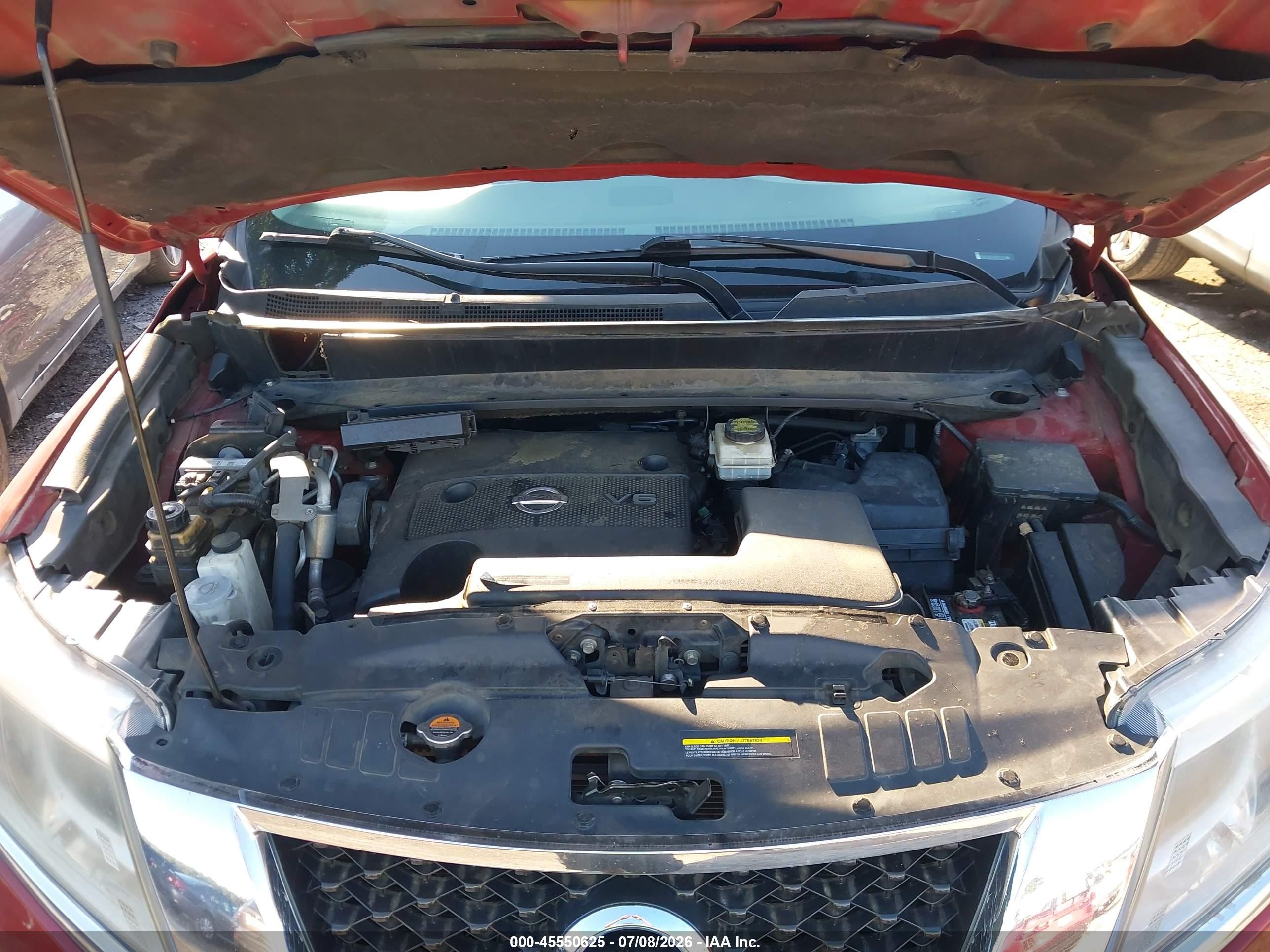 2015 Nissan Pathfinder Platinum/s/sl/sv Красный vin: 5N1AR2MN4FC680483