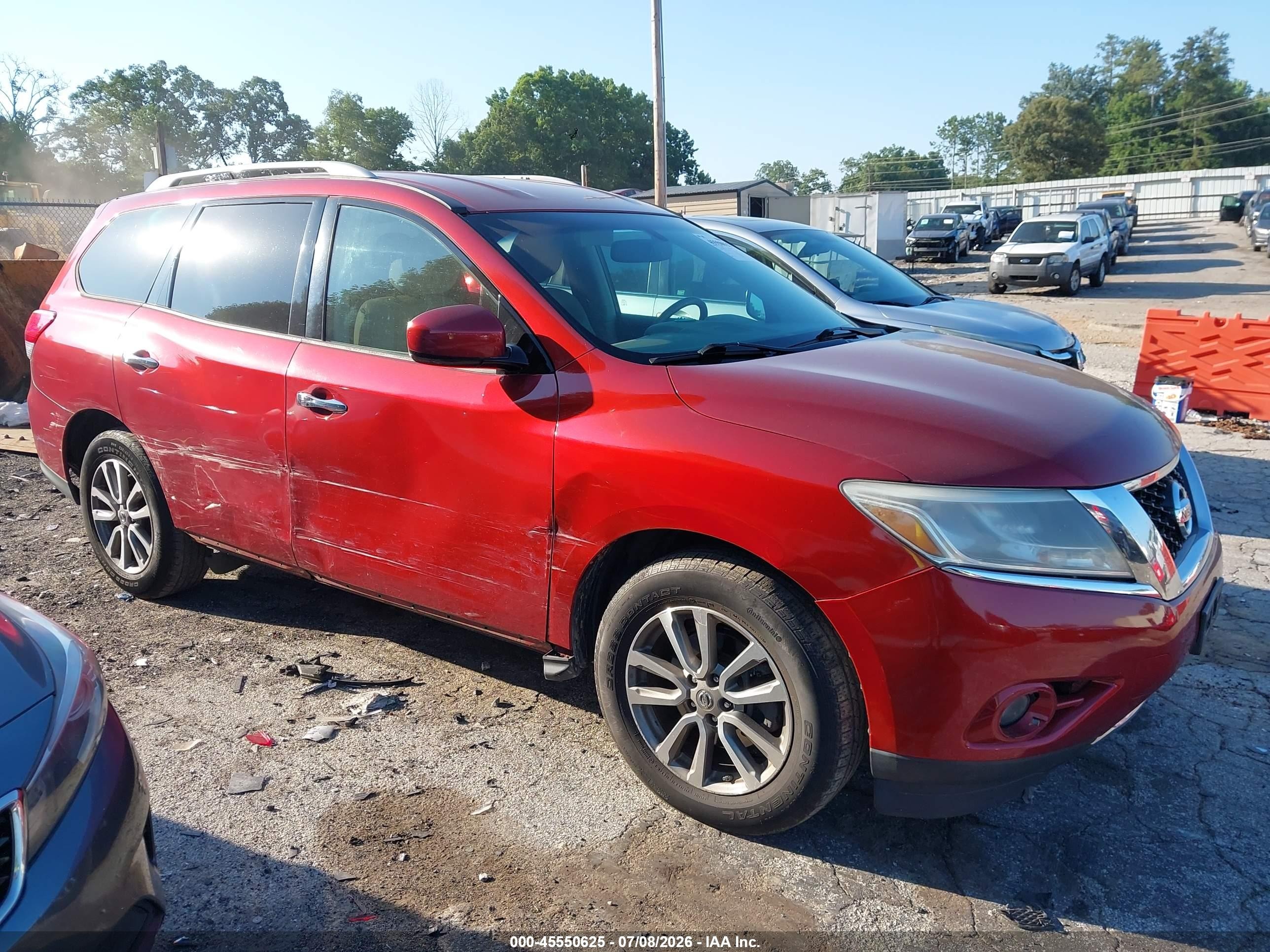 2015 Nissan Pathfinder Platinum/s/sl/sv Красный vin: 5N1AR2MN4FC680483
