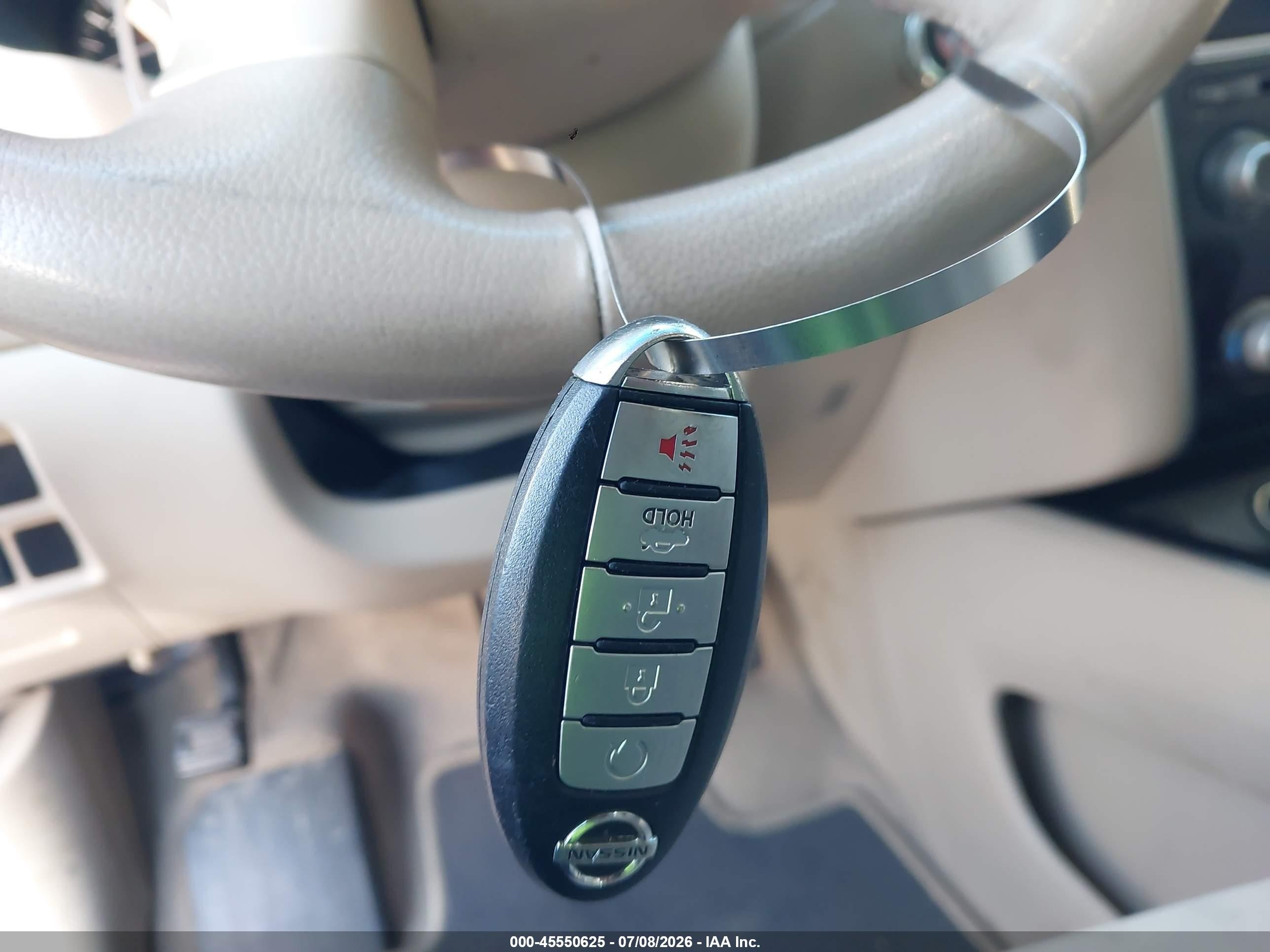 2015 Nissan Pathfinder Platinum/s/sl/sv Красный vin: 5N1AR2MN4FC680483