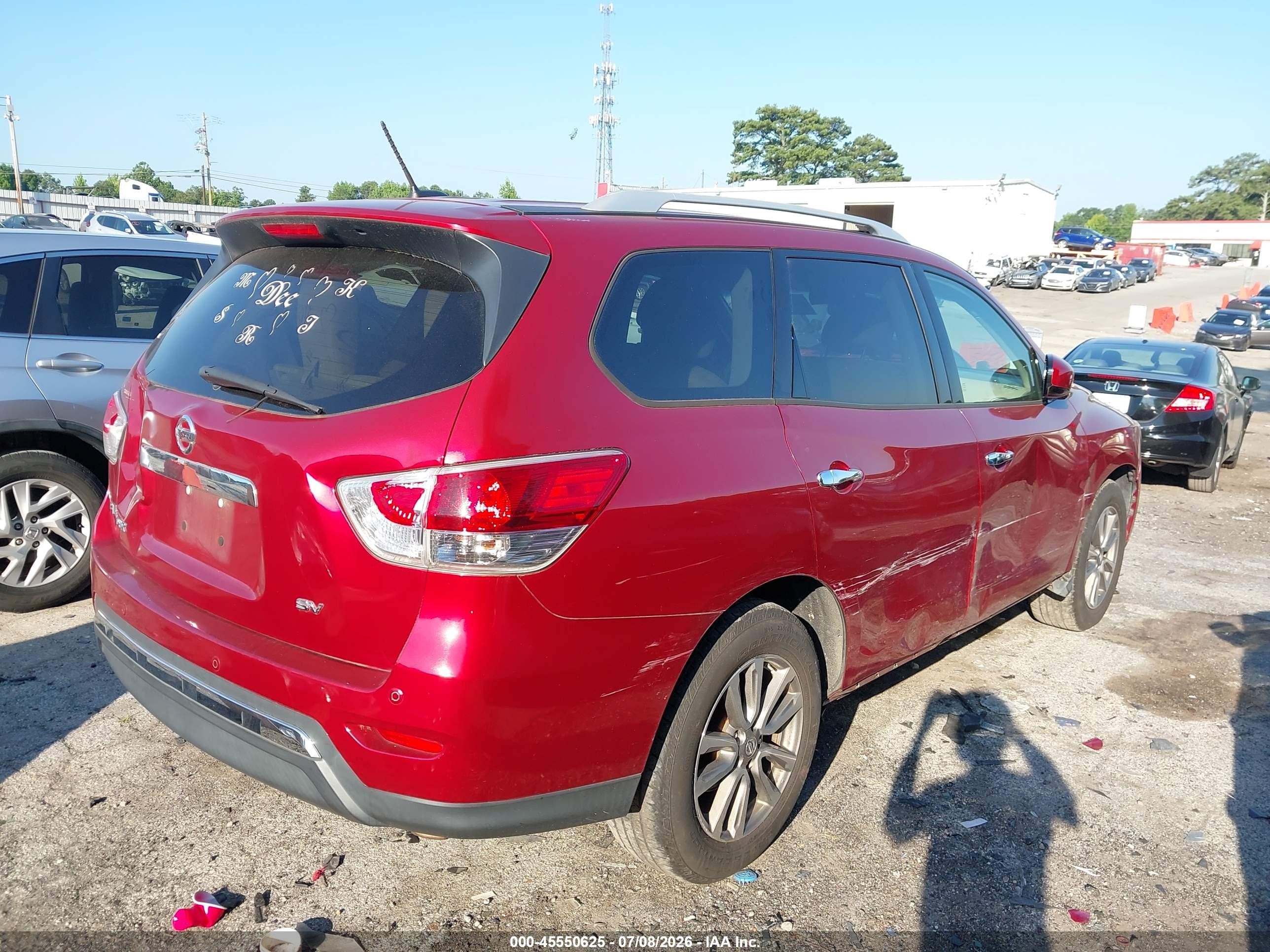 2015 Nissan Pathfinder Platinum/s/sl/sv Красный vin: 5N1AR2MN4FC680483