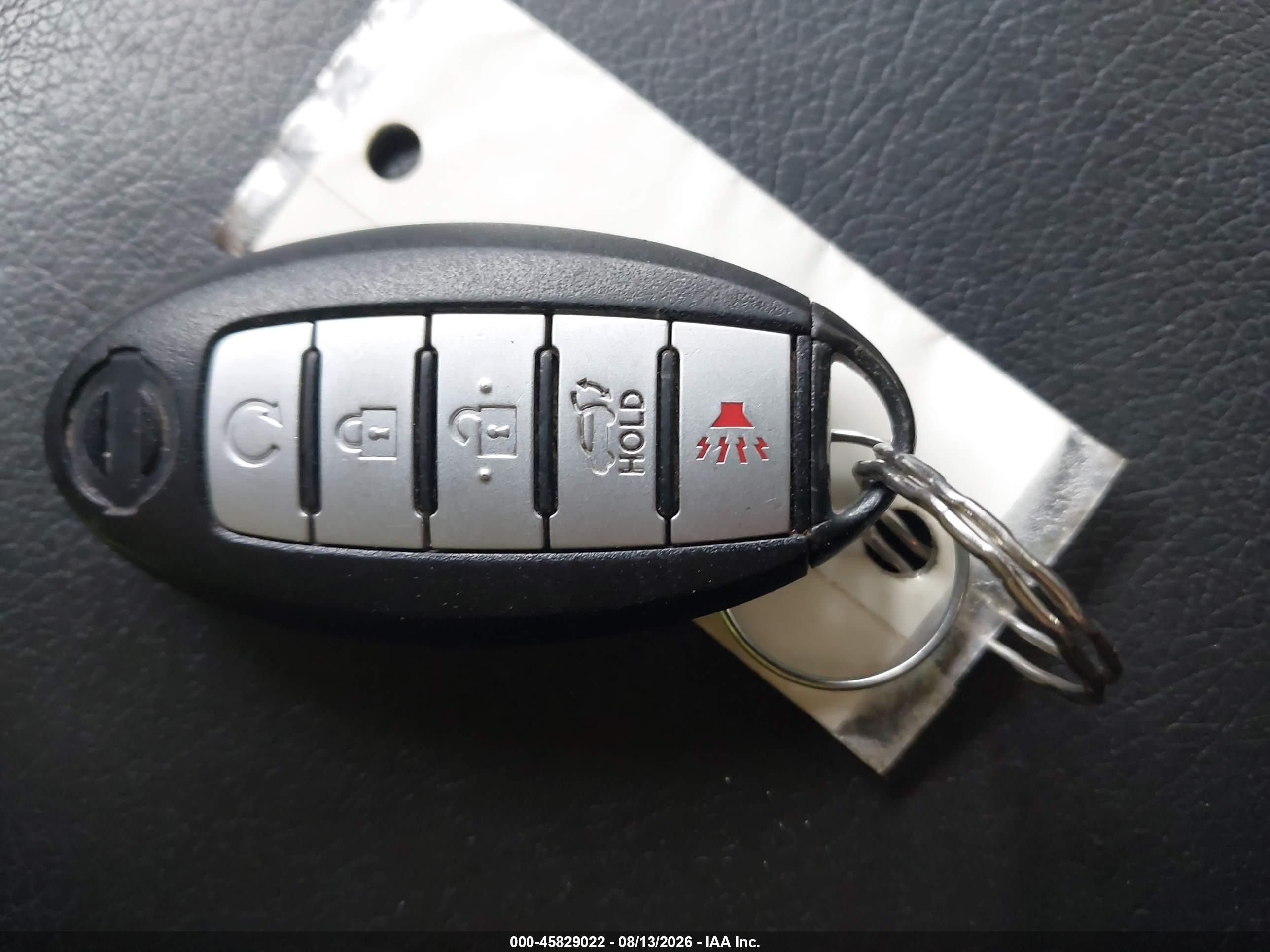 2015 Nissan Pathfinder Sv Серебряный vin: 5N1AR2MN4FC692875