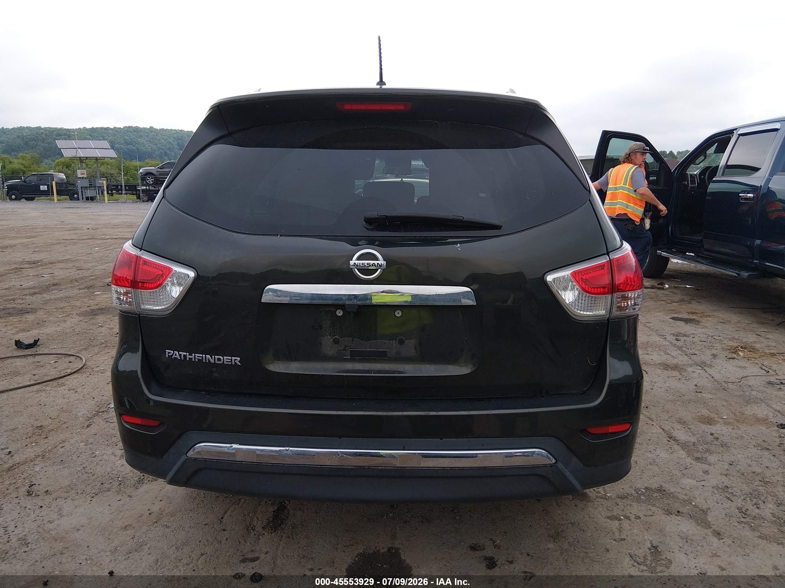 2015 Nissan Pathfinder S Gray vin: 5N1AR2MN4FC696957
