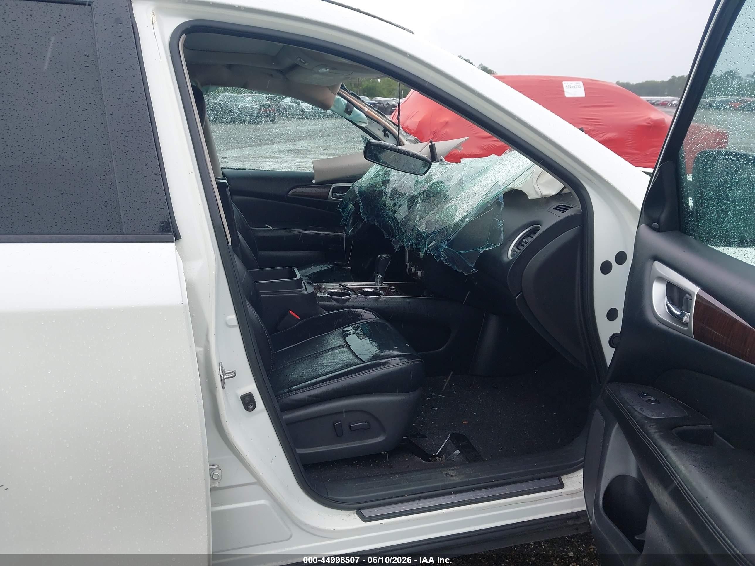 2015 Nissan Pathfinder Platinum White vin: 5N1AR2MN4FC701865