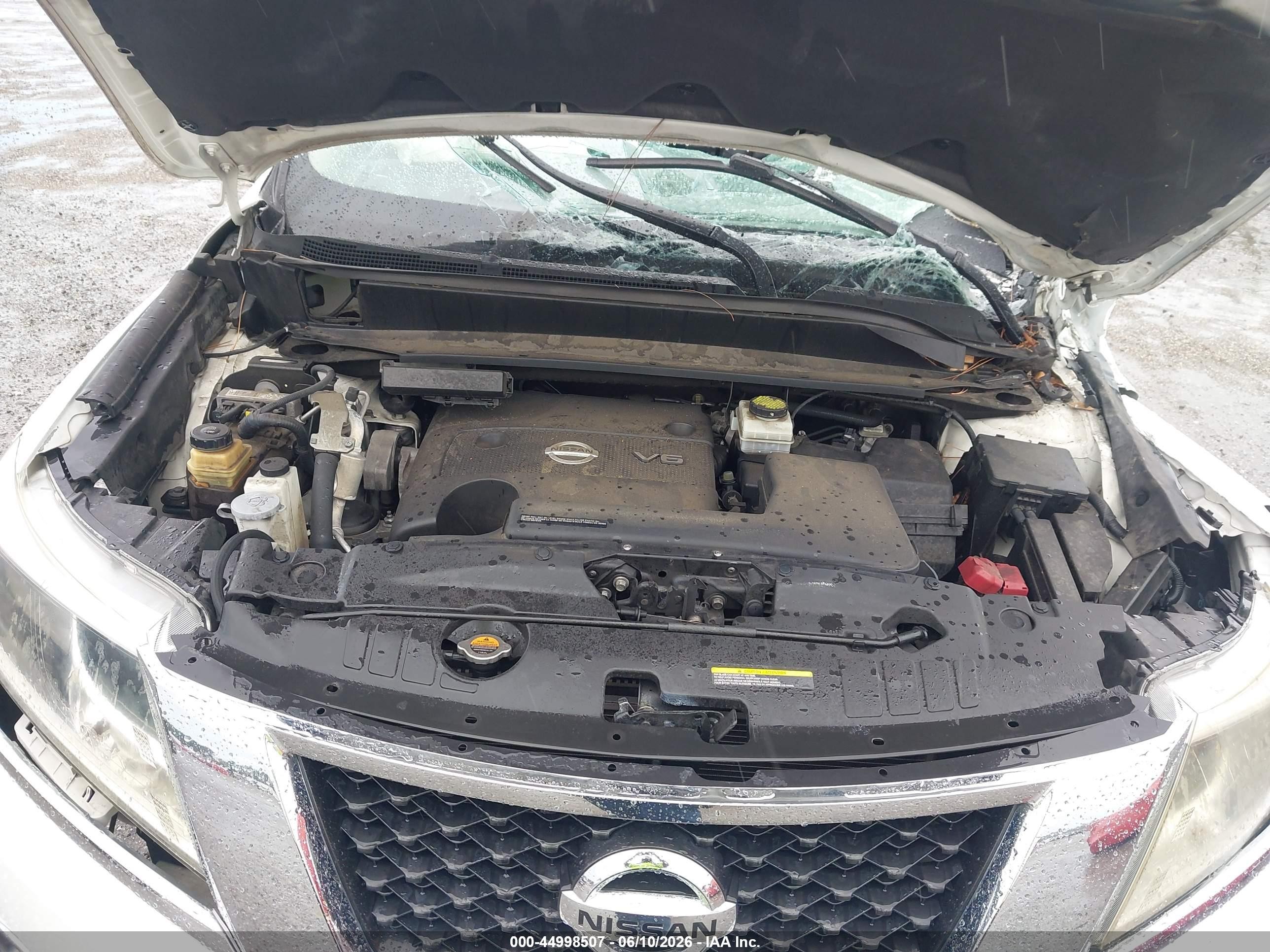 2015 Nissan Pathfinder Platinum White vin: 5N1AR2MN4FC701865