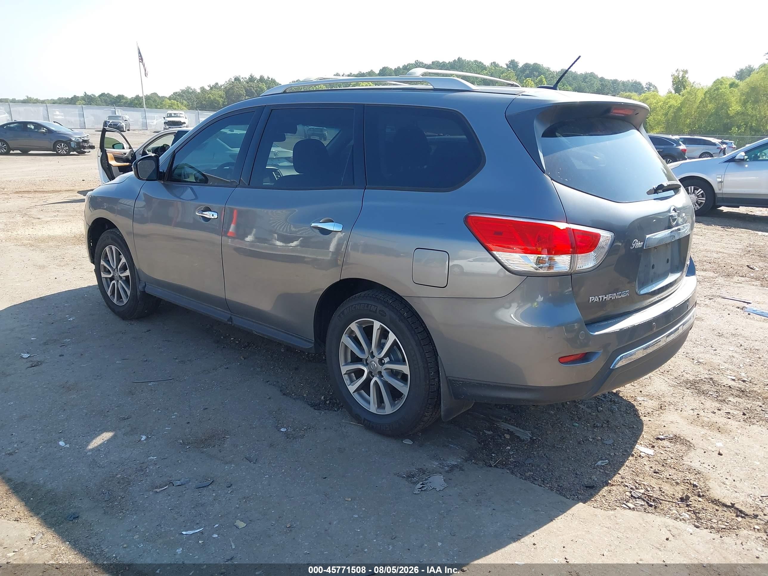 2015 Nissan Pathfinder Sv Gray vin: 5N1AR2MN4FC702997