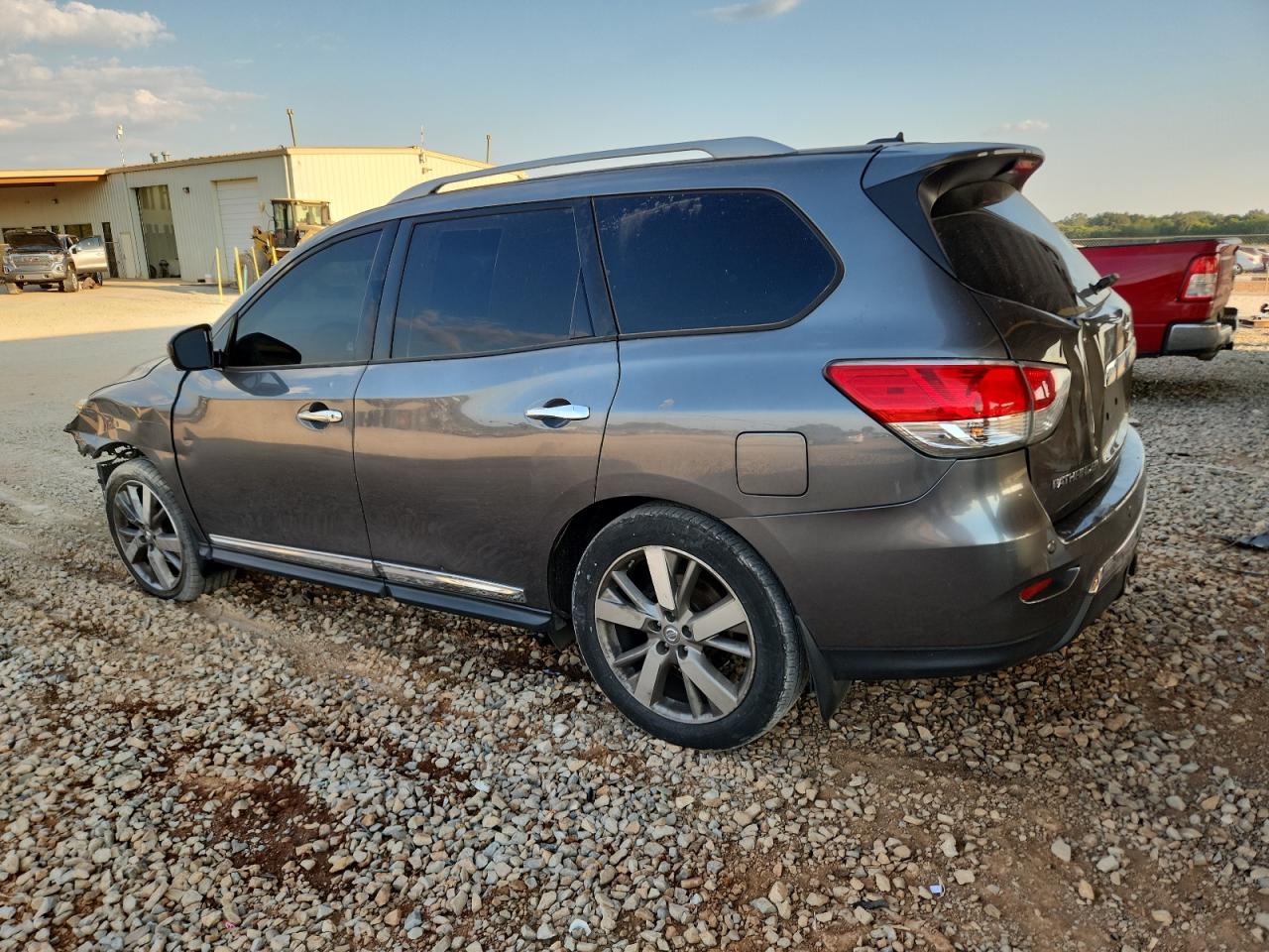 2015 Nissan Pathfinder S Серый vin: 5N1AR2MN4FC706032