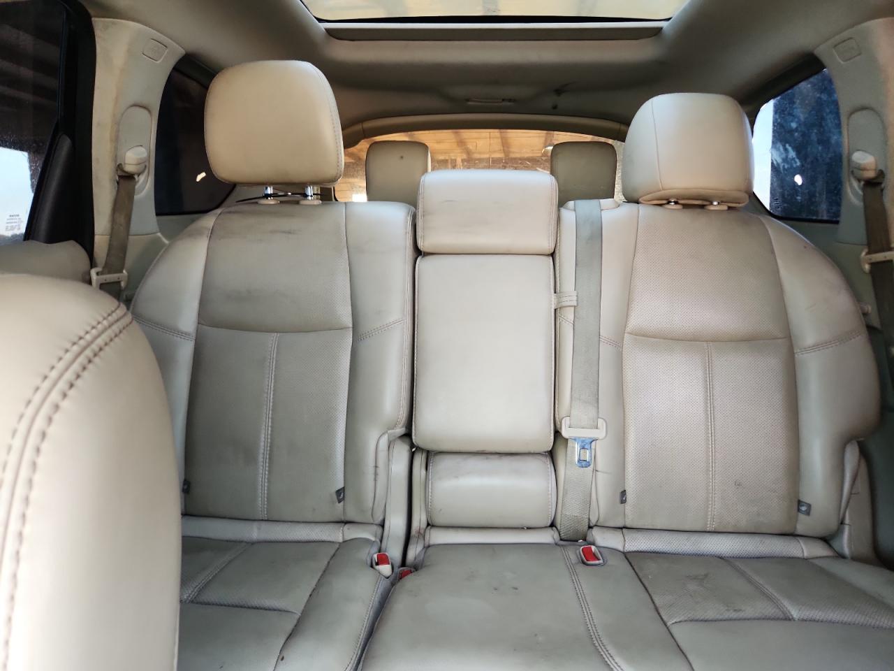 2015 Nissan Pathfinder S Серый vin: 5N1AR2MN4FC706032