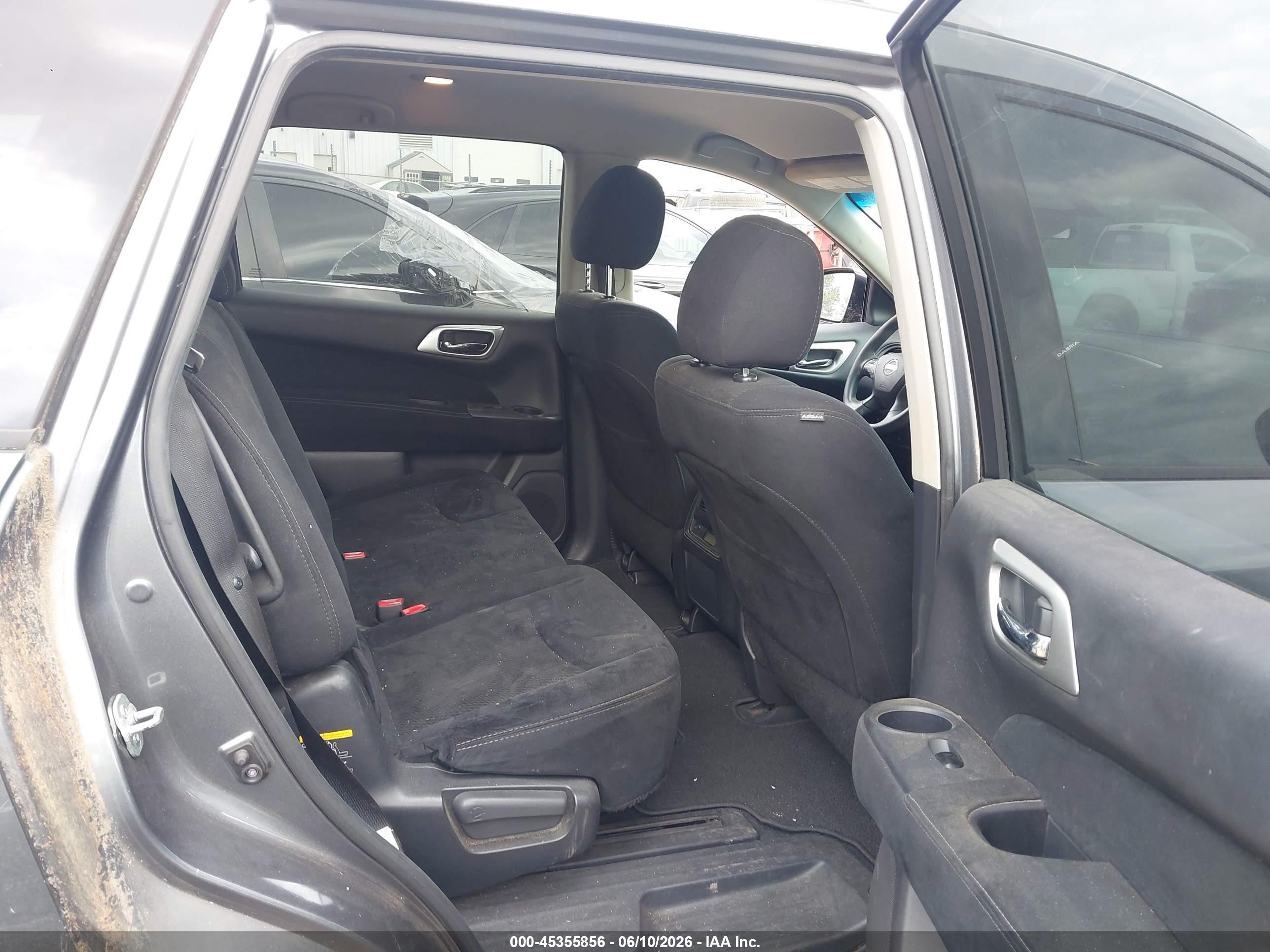 2015 Nissan Pathfinder S Gray vin: 5N1AR2MN4FC708010