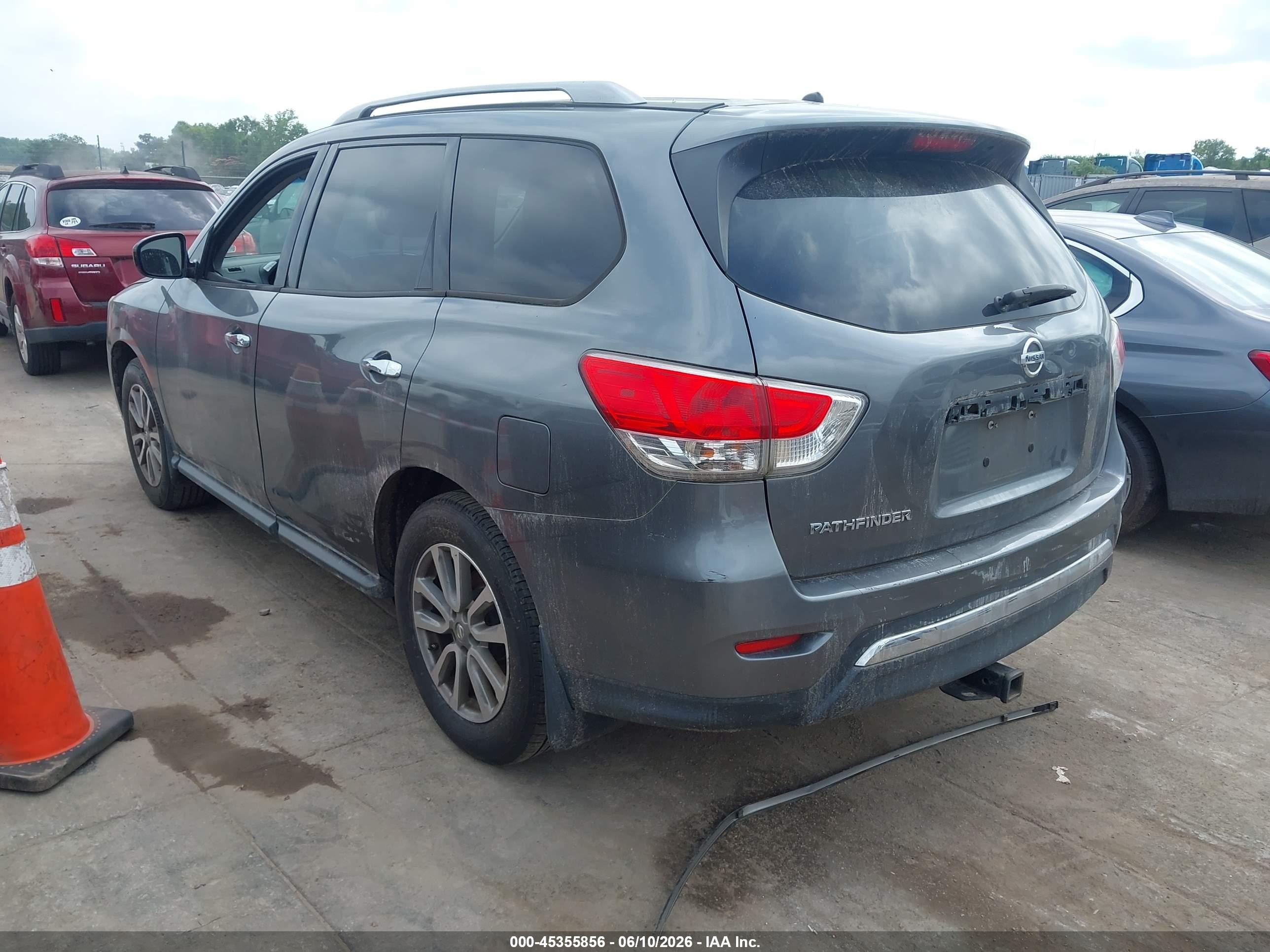 2015 Nissan Pathfinder S Gray vin: 5N1AR2MN4FC708010