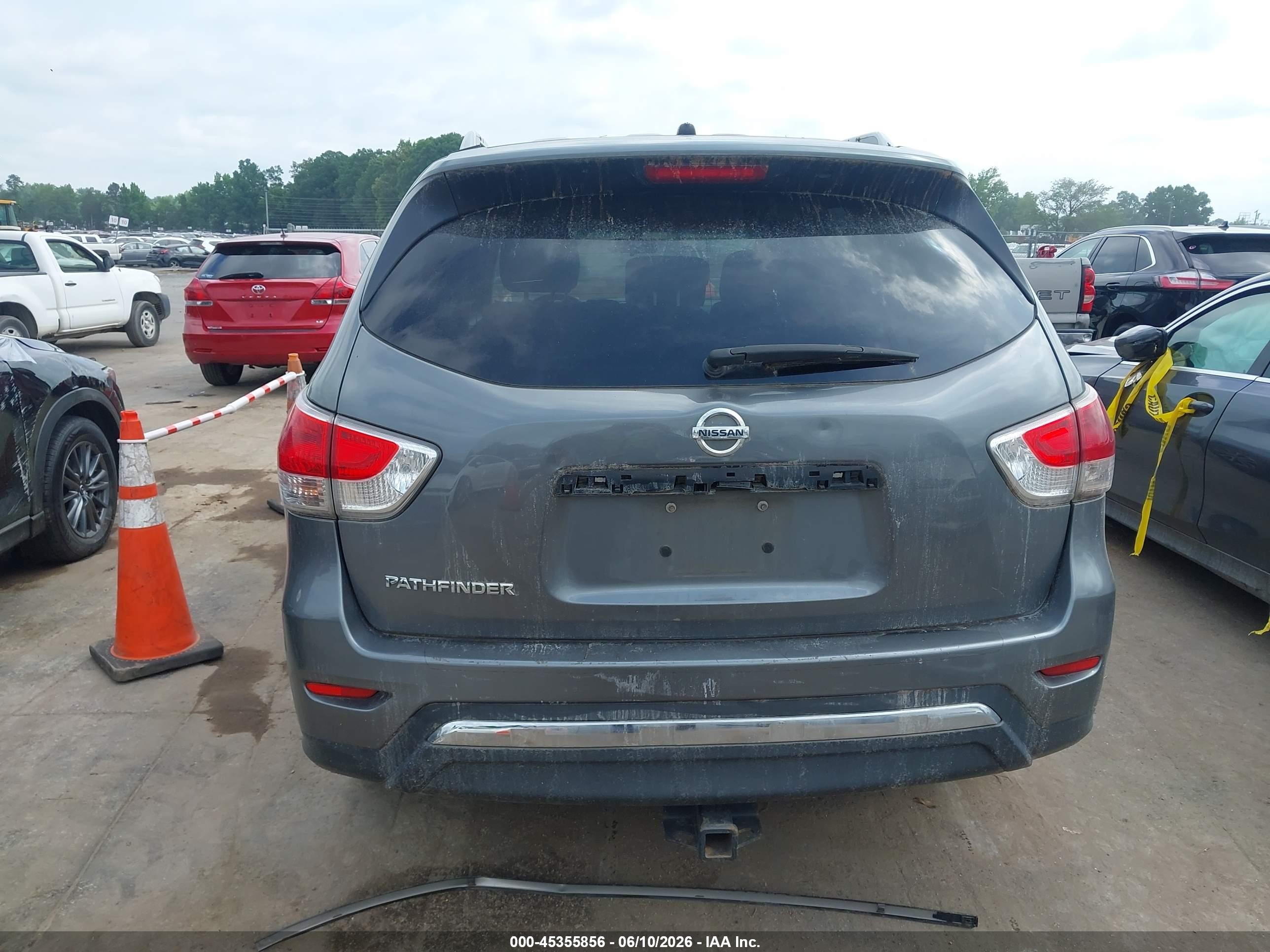 2015 Nissan Pathfinder S Gray vin: 5N1AR2MN4FC708010