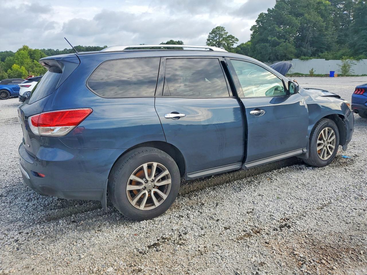 2015 Nissan Pathfinder Sv Blue vin: 5N1AR2MN4FC719394