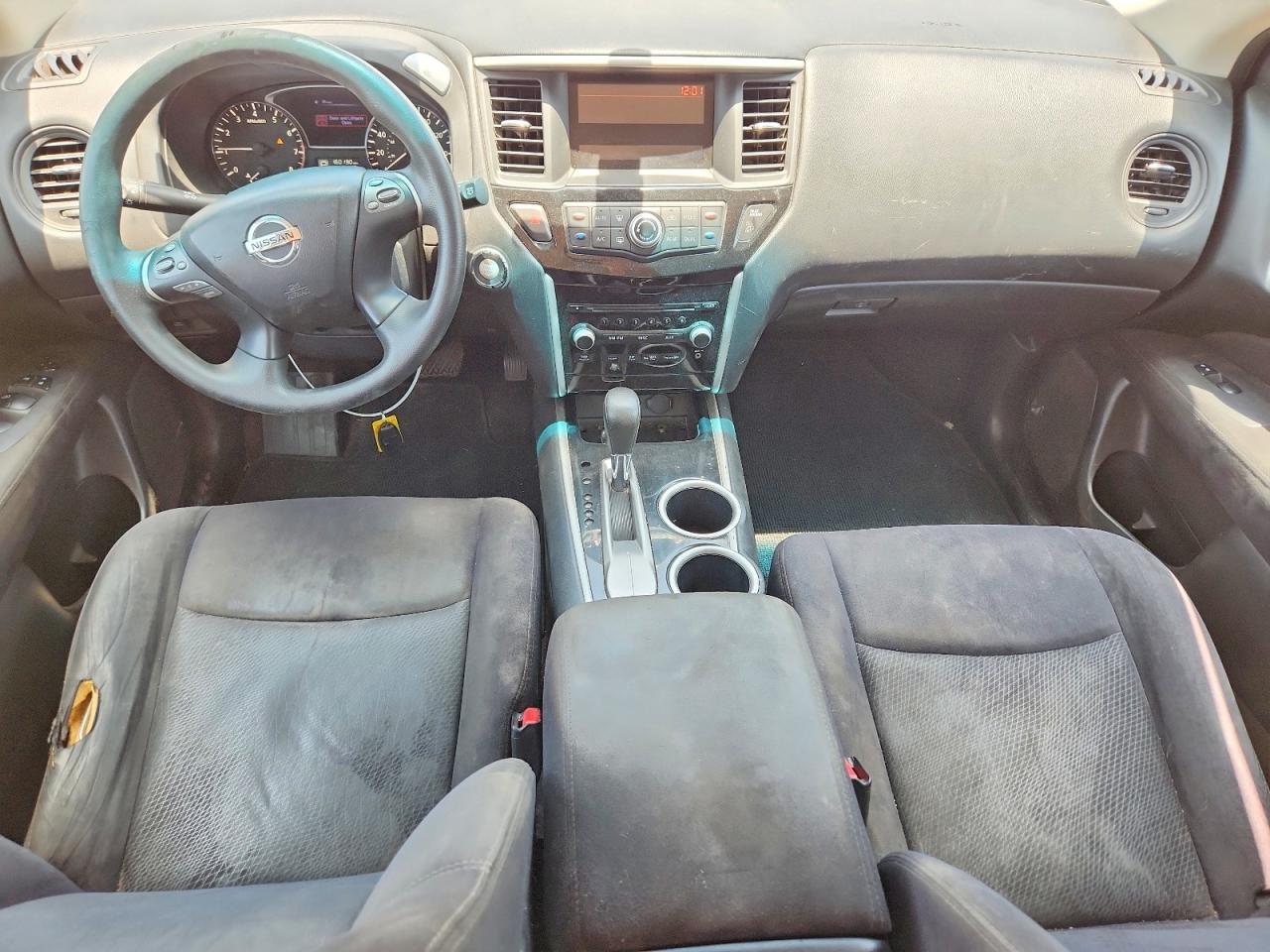 2013 Nissan Pathfinder S Silver vin: 5N1AR2MN5DC621925