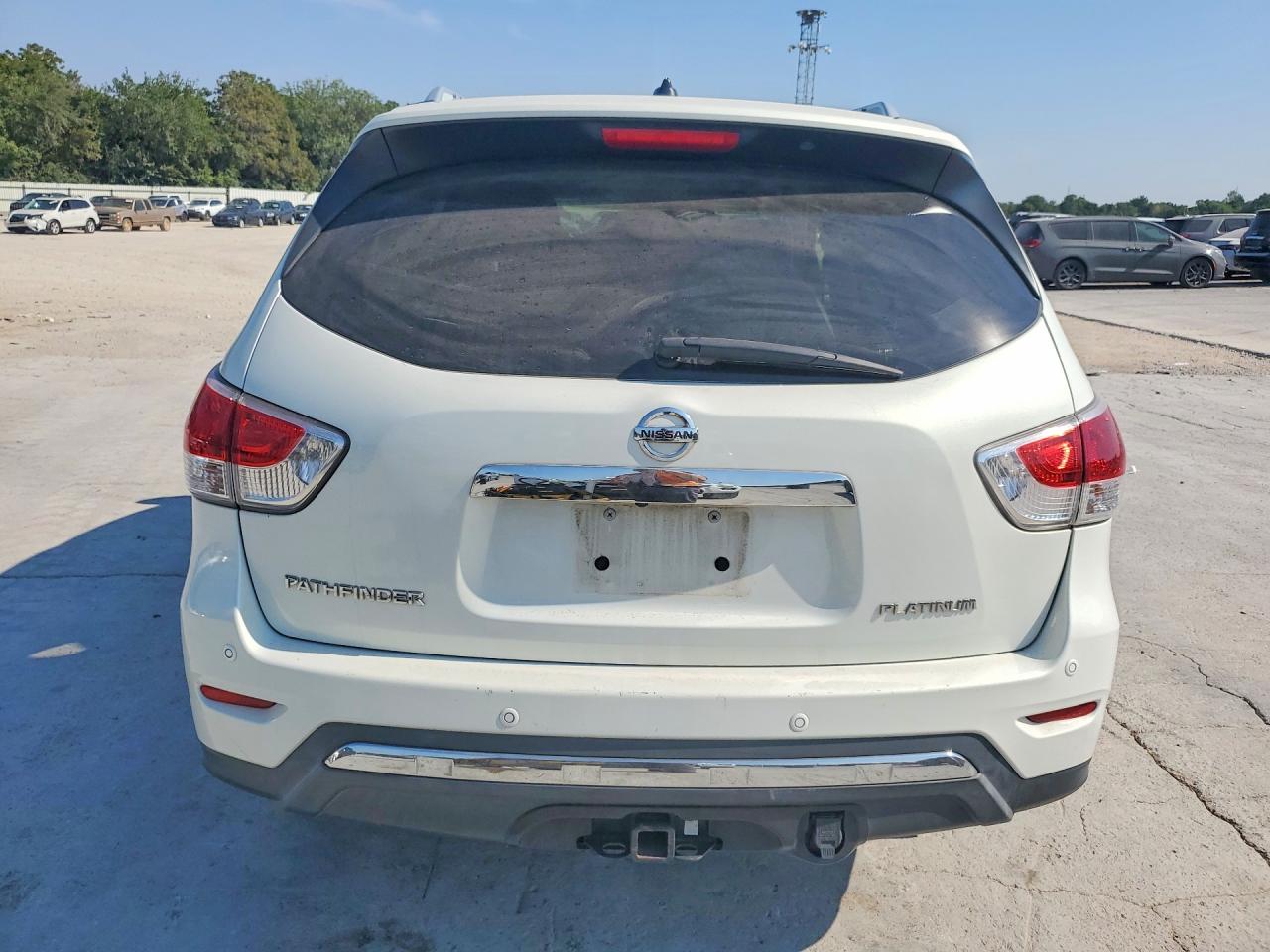 2013 Nissan Pathfinder S White vin: 5N1AR2MN5DC630138