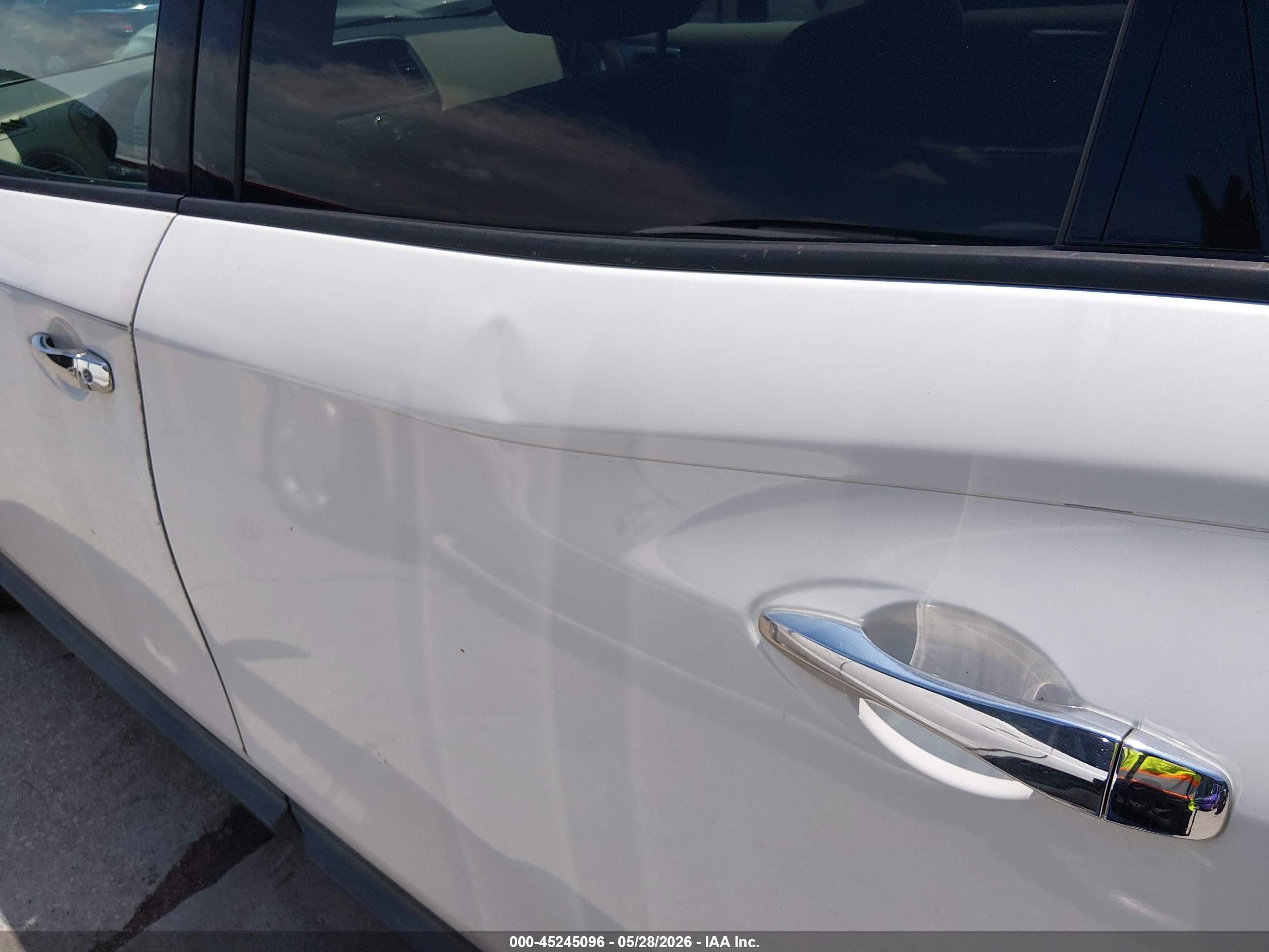 2013 Nissan Pathfinder Sv Белый vin: 5N1AR2MN5DC641270