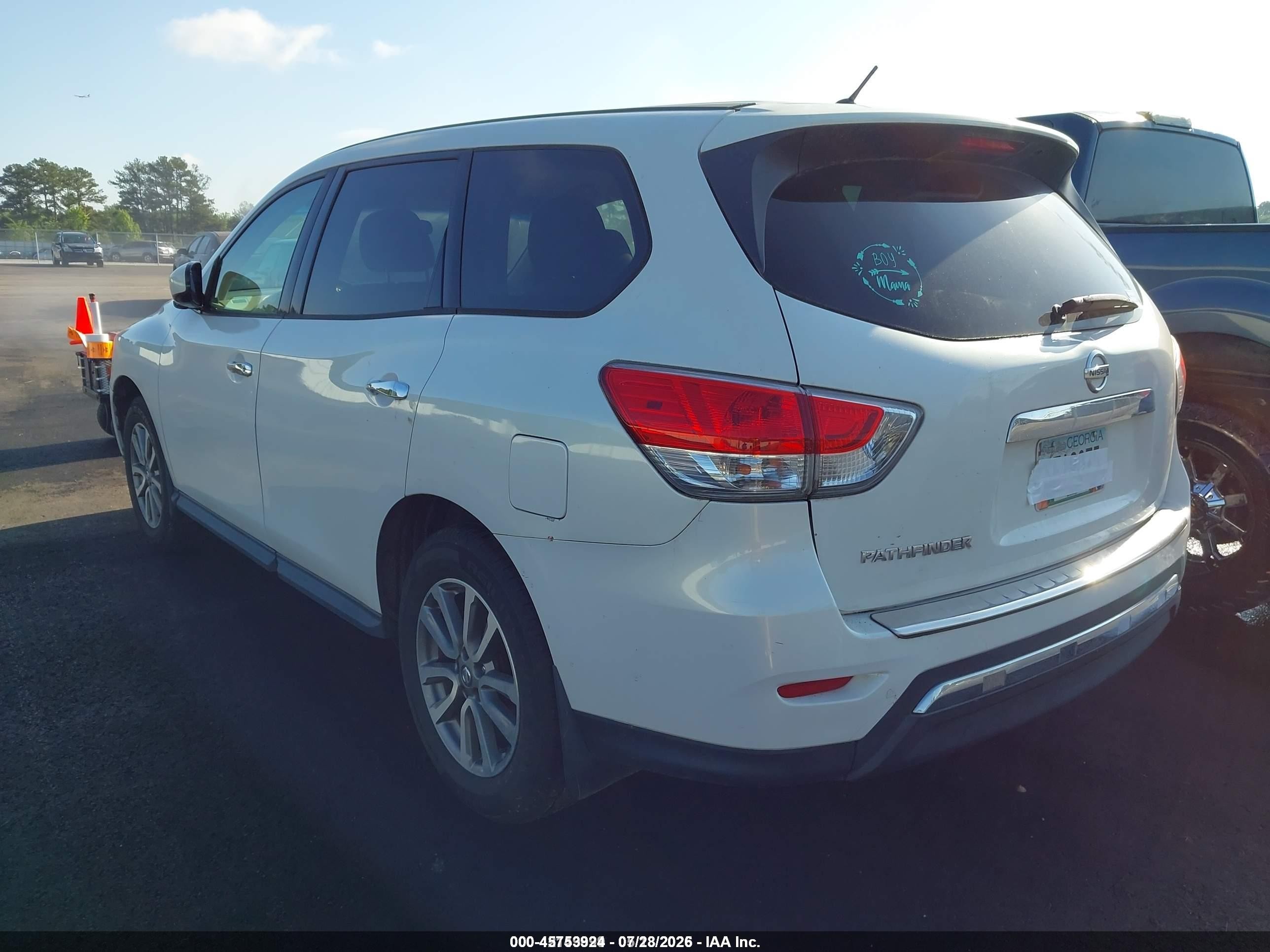 2013 Nissan Pathfinder S Белый vin: 5N1AR2MN5DC648042
