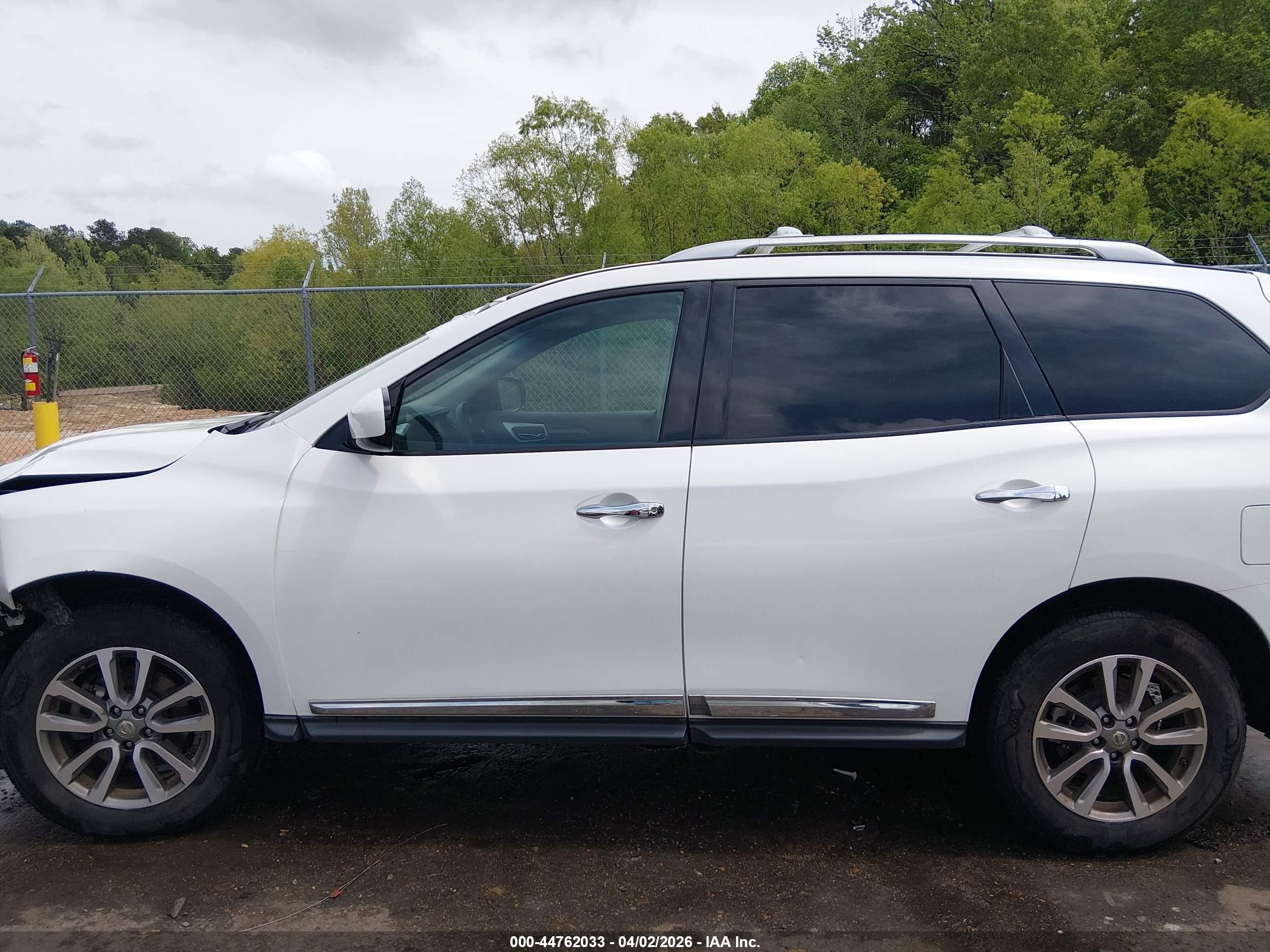 2013 Nissan Pathfinder Sl White vin: 5N1AR2MN5DC656349