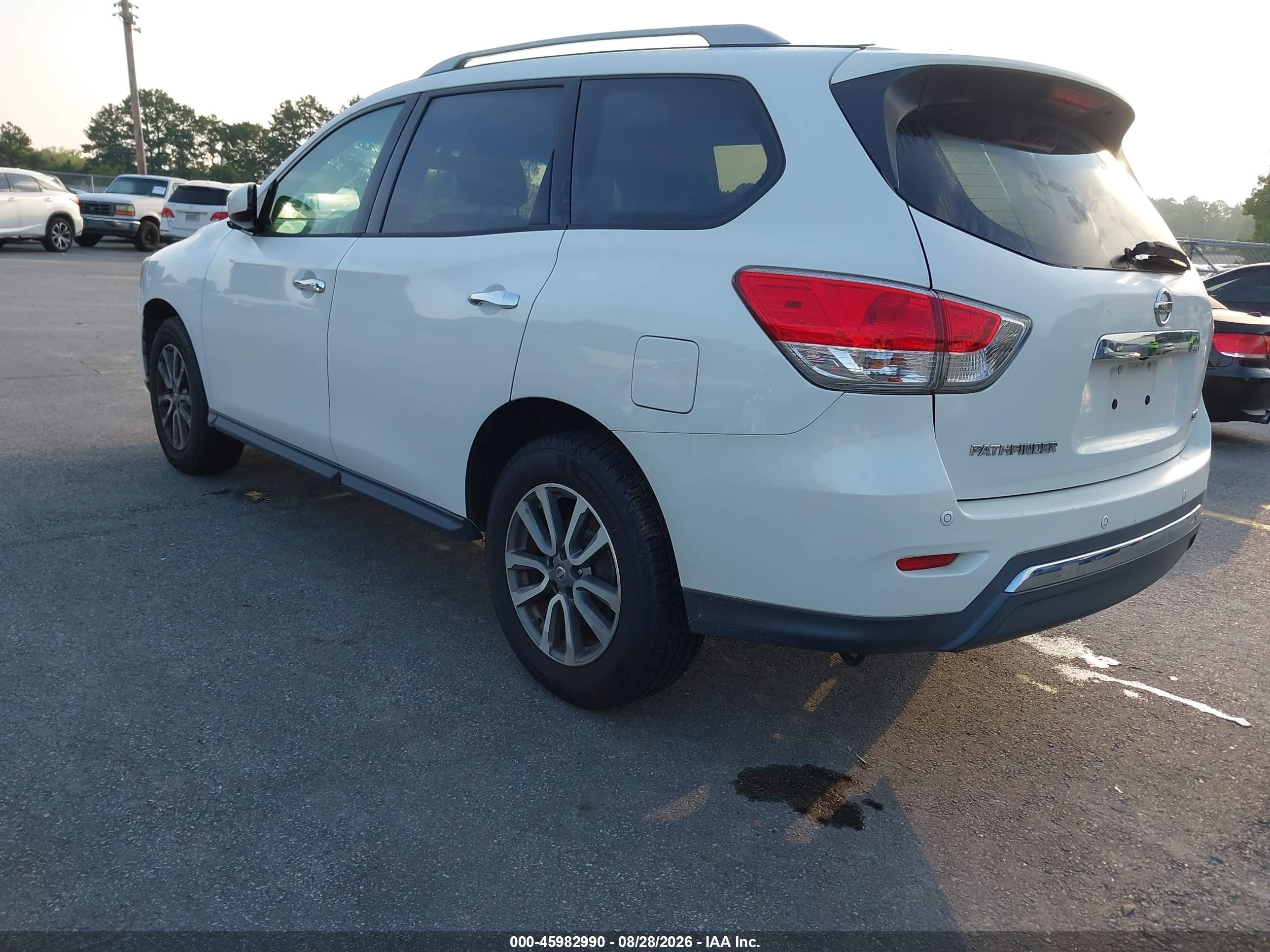 2013 Nissan Pathfinder Sv White vin: 5N1AR2MN5DC680229