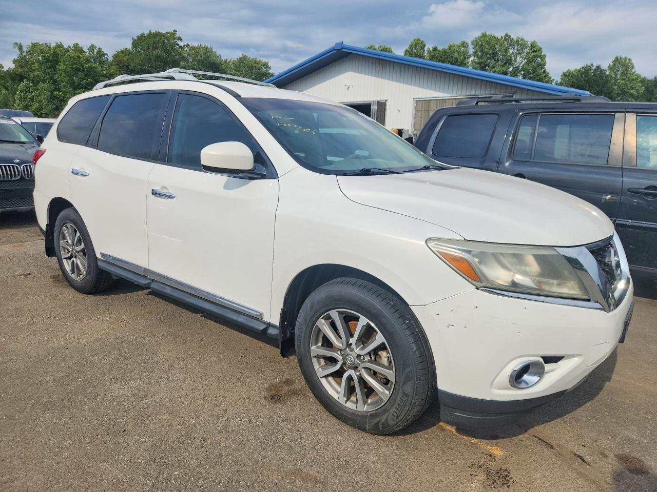 2013 Nissan Pathfinder S White vin: 5N1AR2MN5DC690145