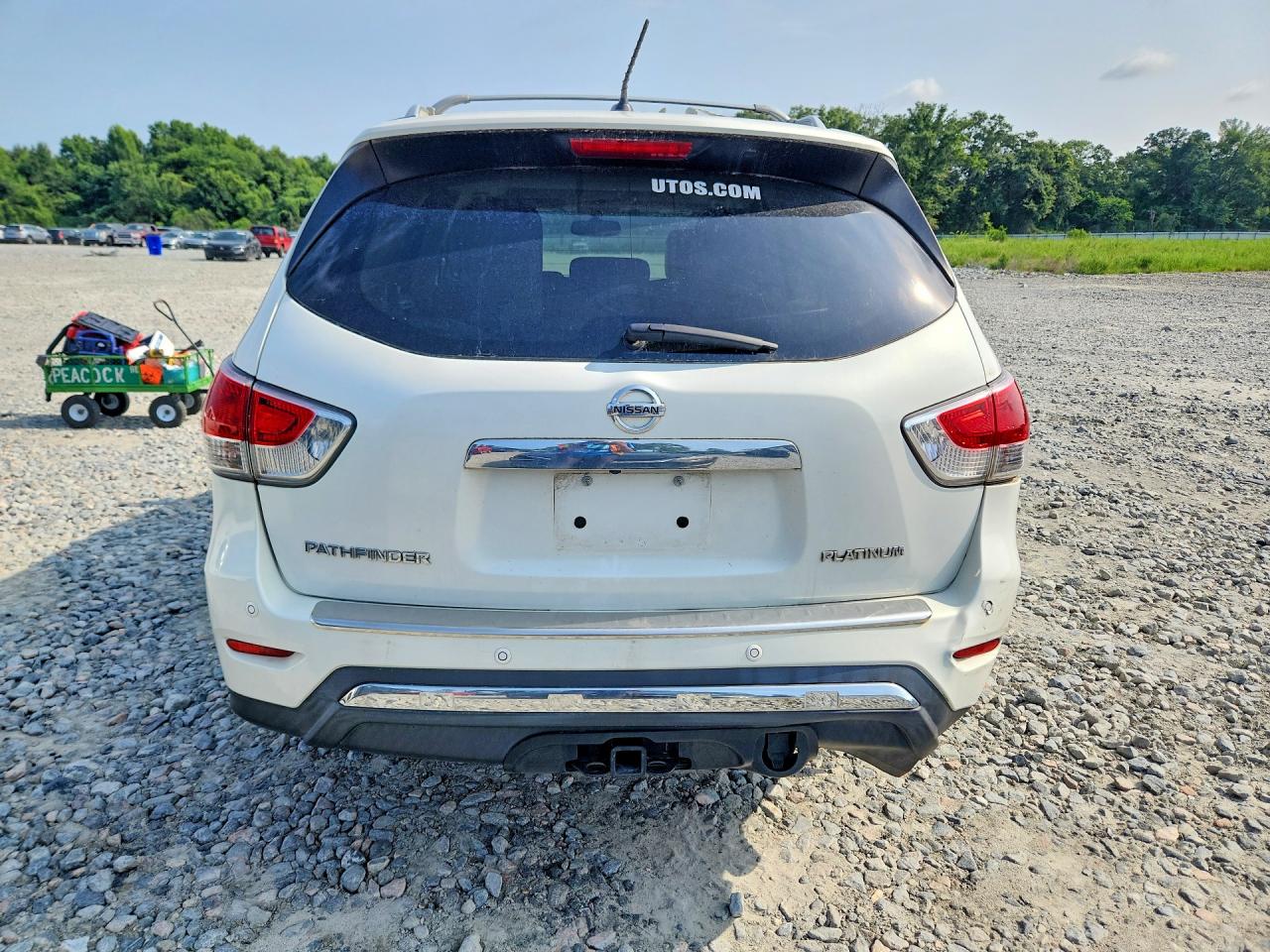 2014 Nissan Pathfinder S White vin: 5N1AR2MN5EC615012