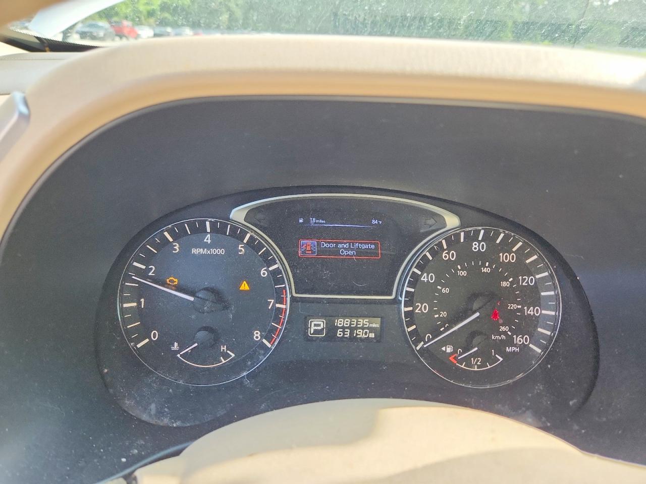 2014 Nissan Pathfinder S White vin: 5N1AR2MN5EC615012