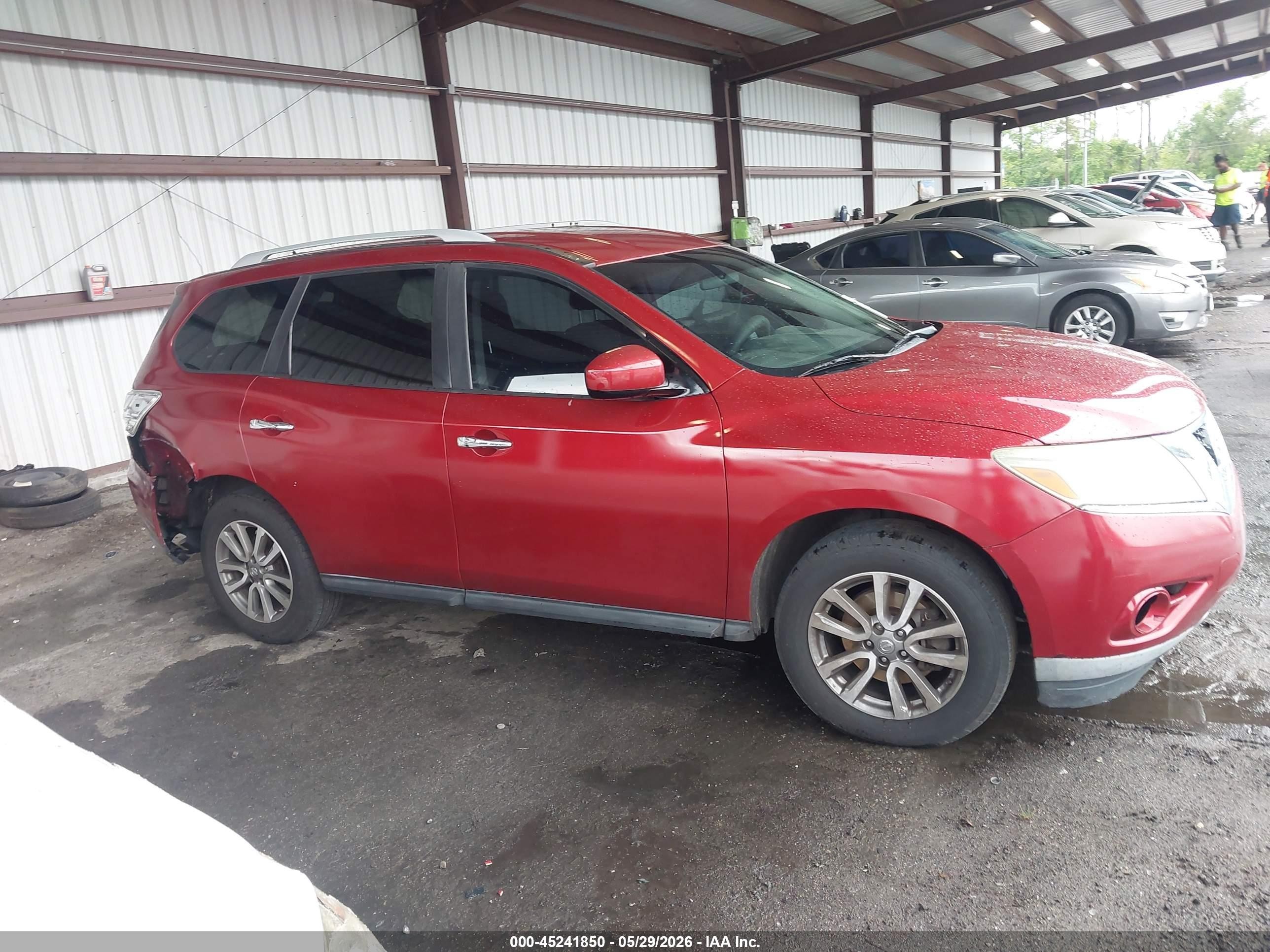 2014 Nissan Pathfinder Sv Red vin: 5N1AR2MN5EC641626