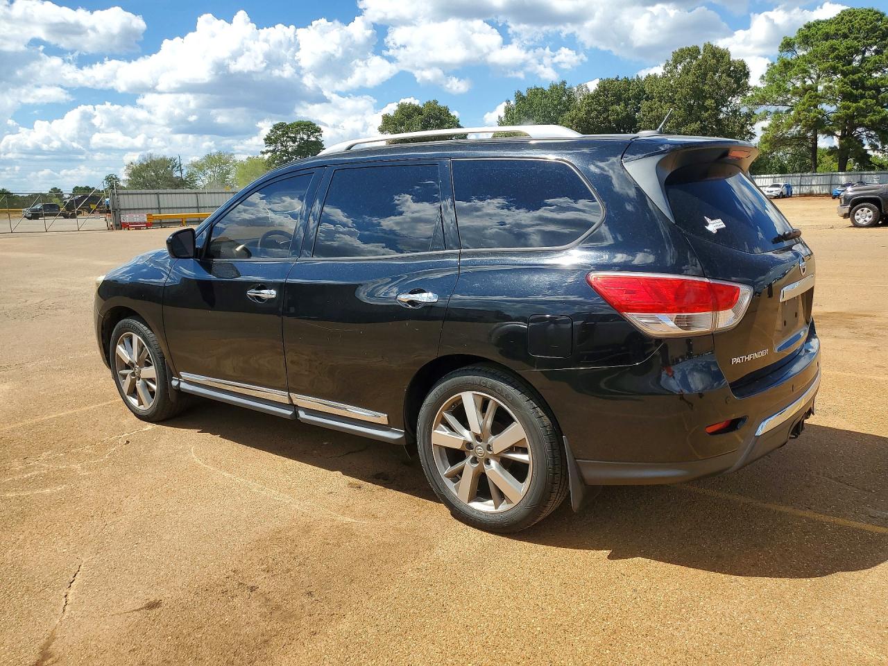 2014 Nissan Pathfinder S Black vin: 5N1AR2MN5EC657809