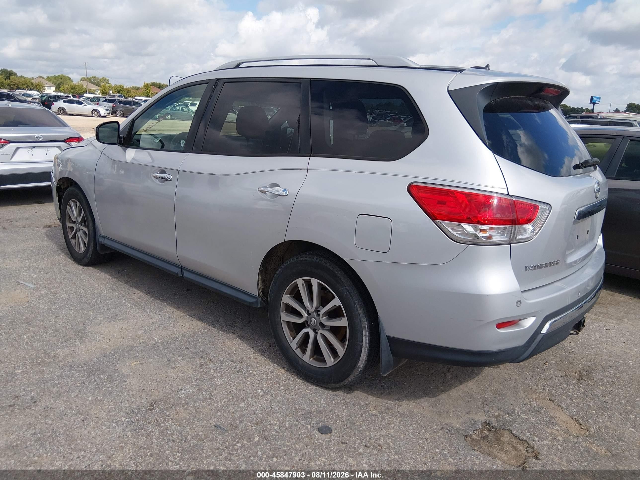 2014 Nissan Pathfinder Sv Silver vin: 5N1AR2MN5EC671919