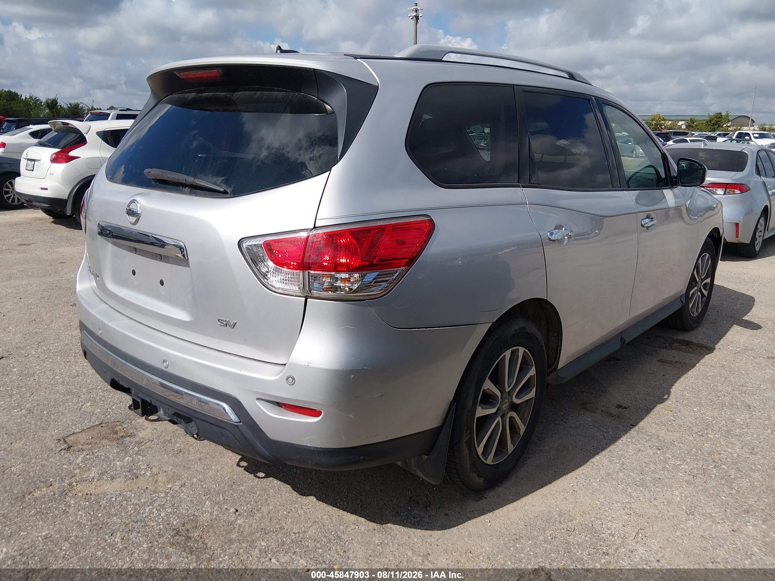 2014 Nissan Pathfinder Sv Silver vin: 5N1AR2MN5EC671919
