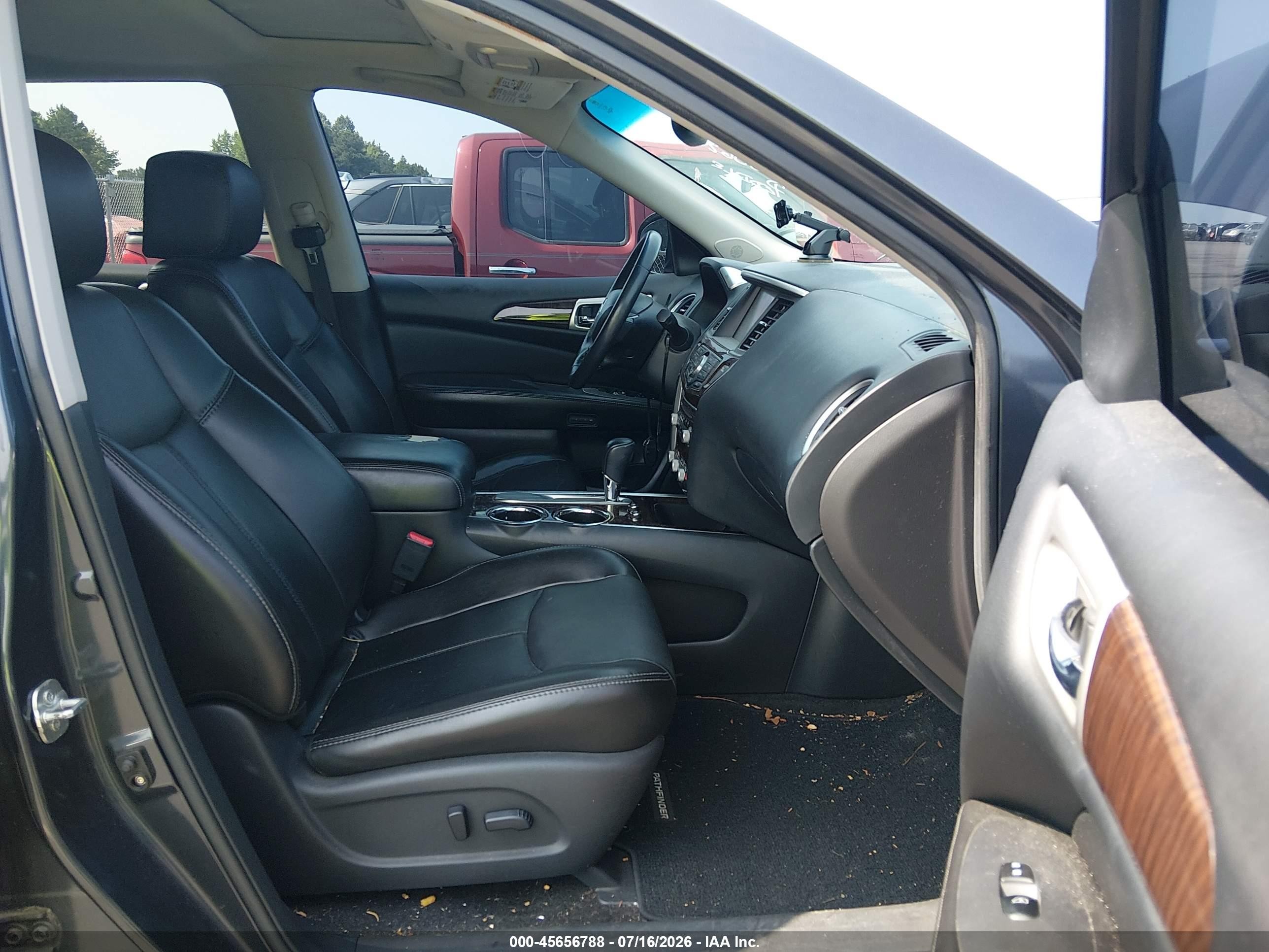 2014 Nissan Pathfinder Platinum Серый vin: 5N1AR2MN5EC687909