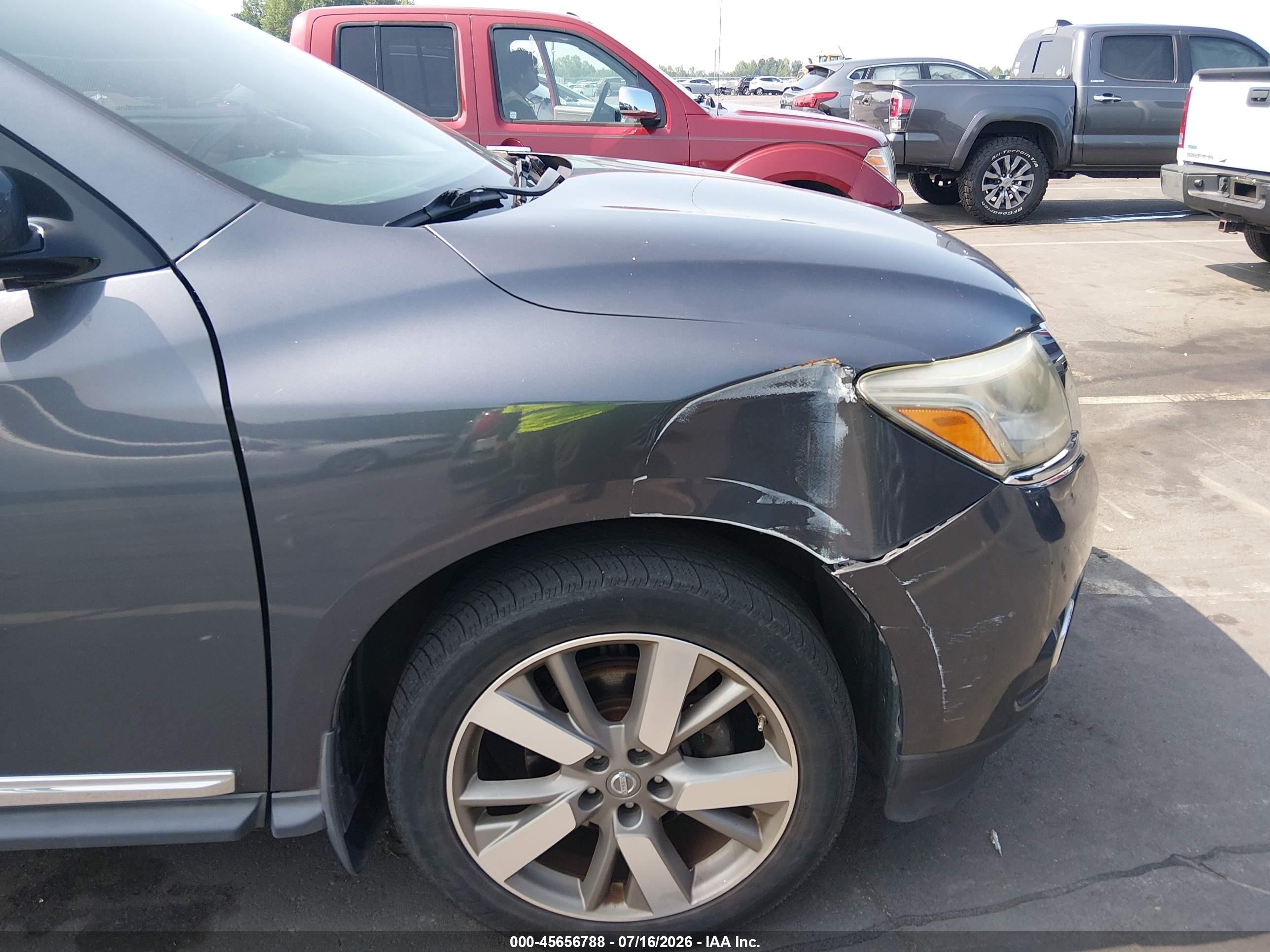 2014 Nissan Pathfinder Platinum Серый vin: 5N1AR2MN5EC687909