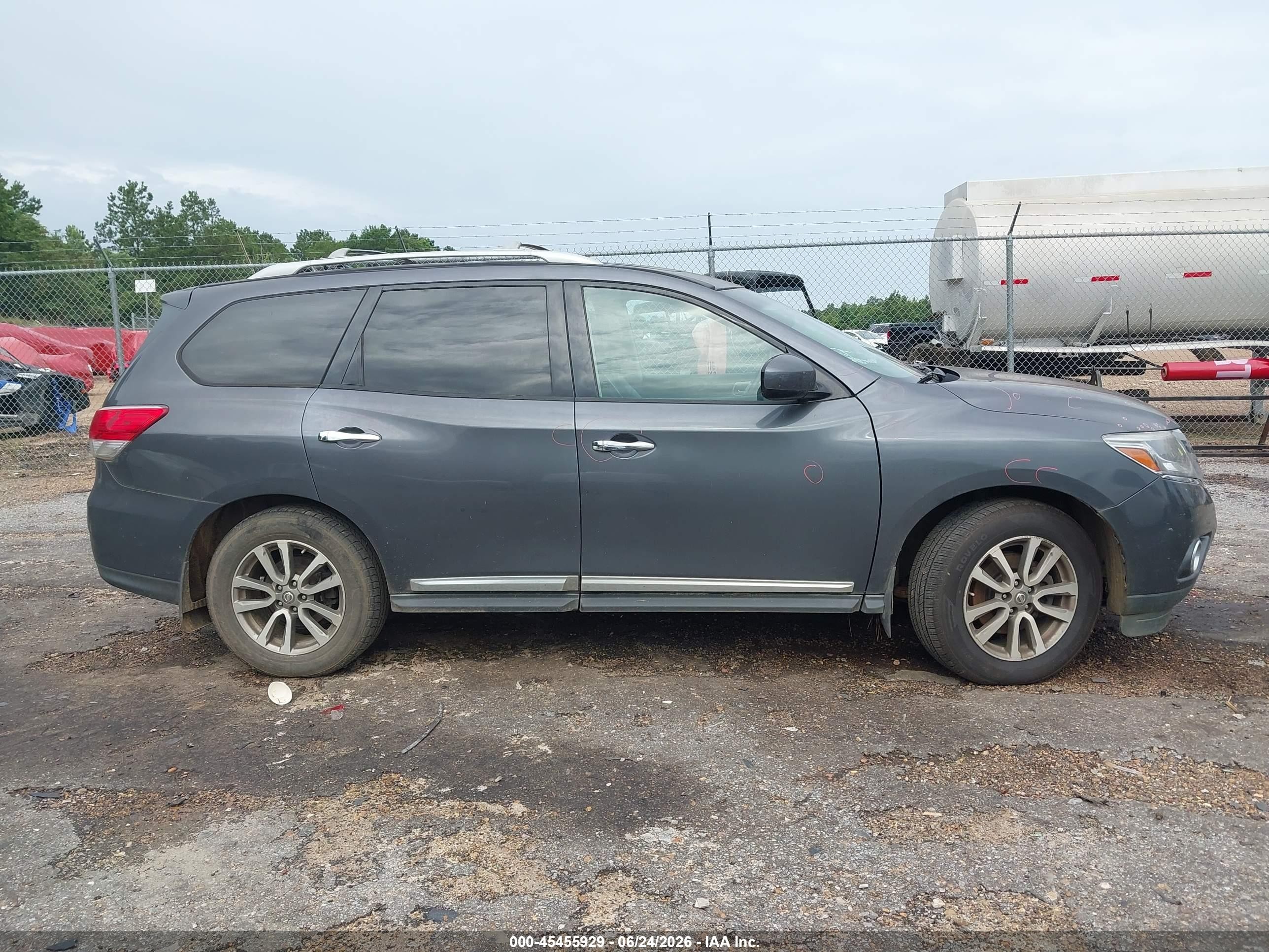 2014 Nissan Pathfinder Sl Gray vin: 5N1AR2MN5EC713778
