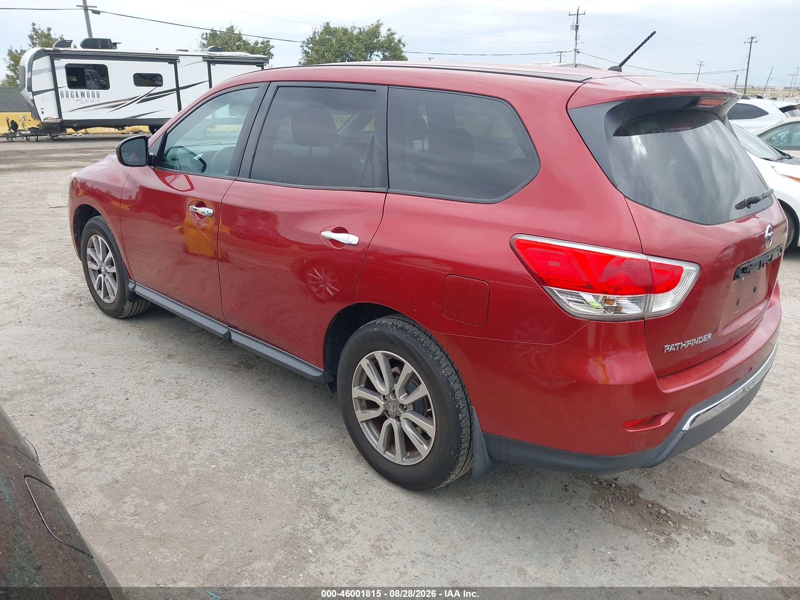 2014 Nissan Pathfinder S Red vin: 5N1AR2MN5EC714249
