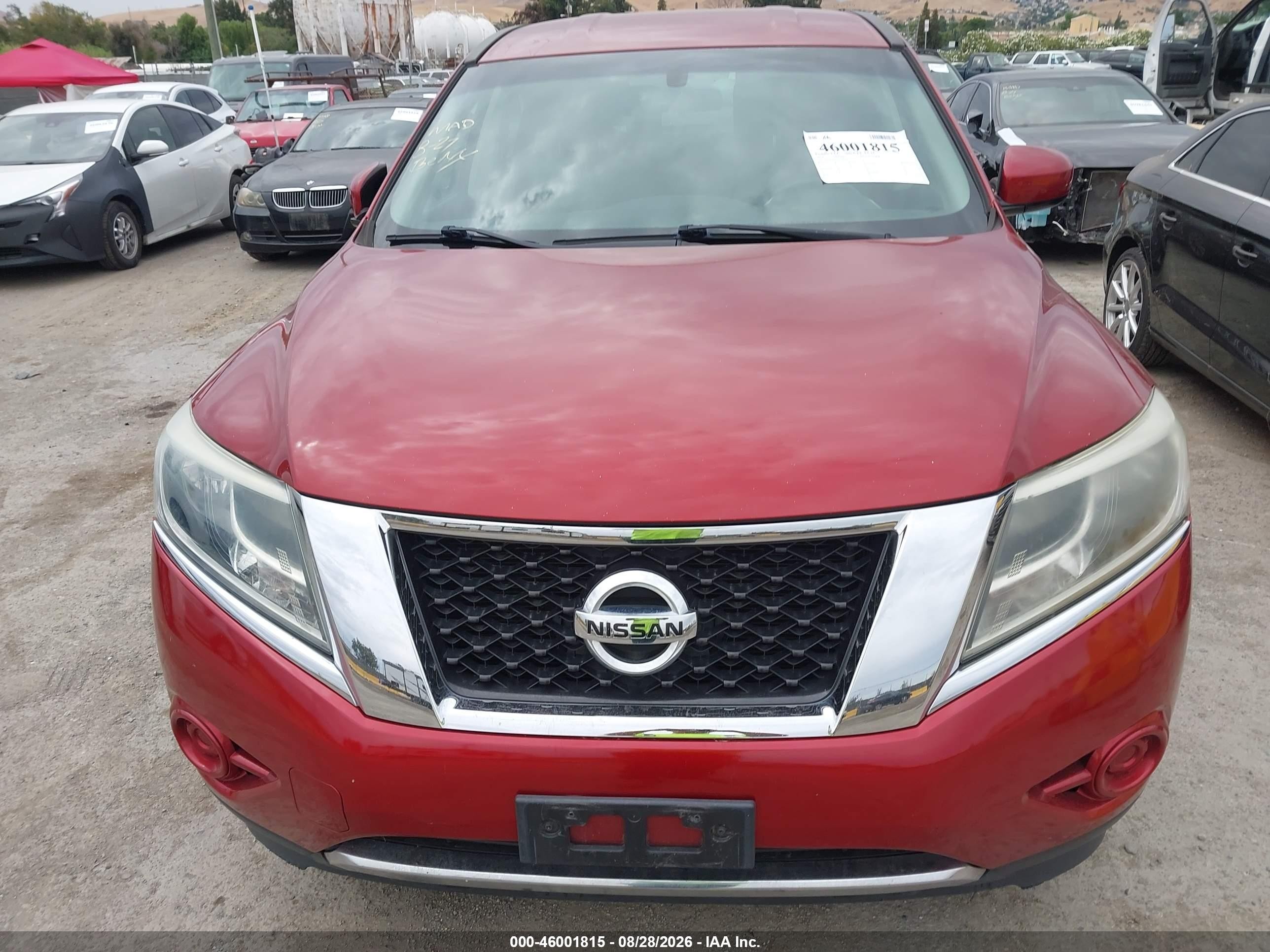 2014 Nissan Pathfinder S Red vin: 5N1AR2MN5EC714249