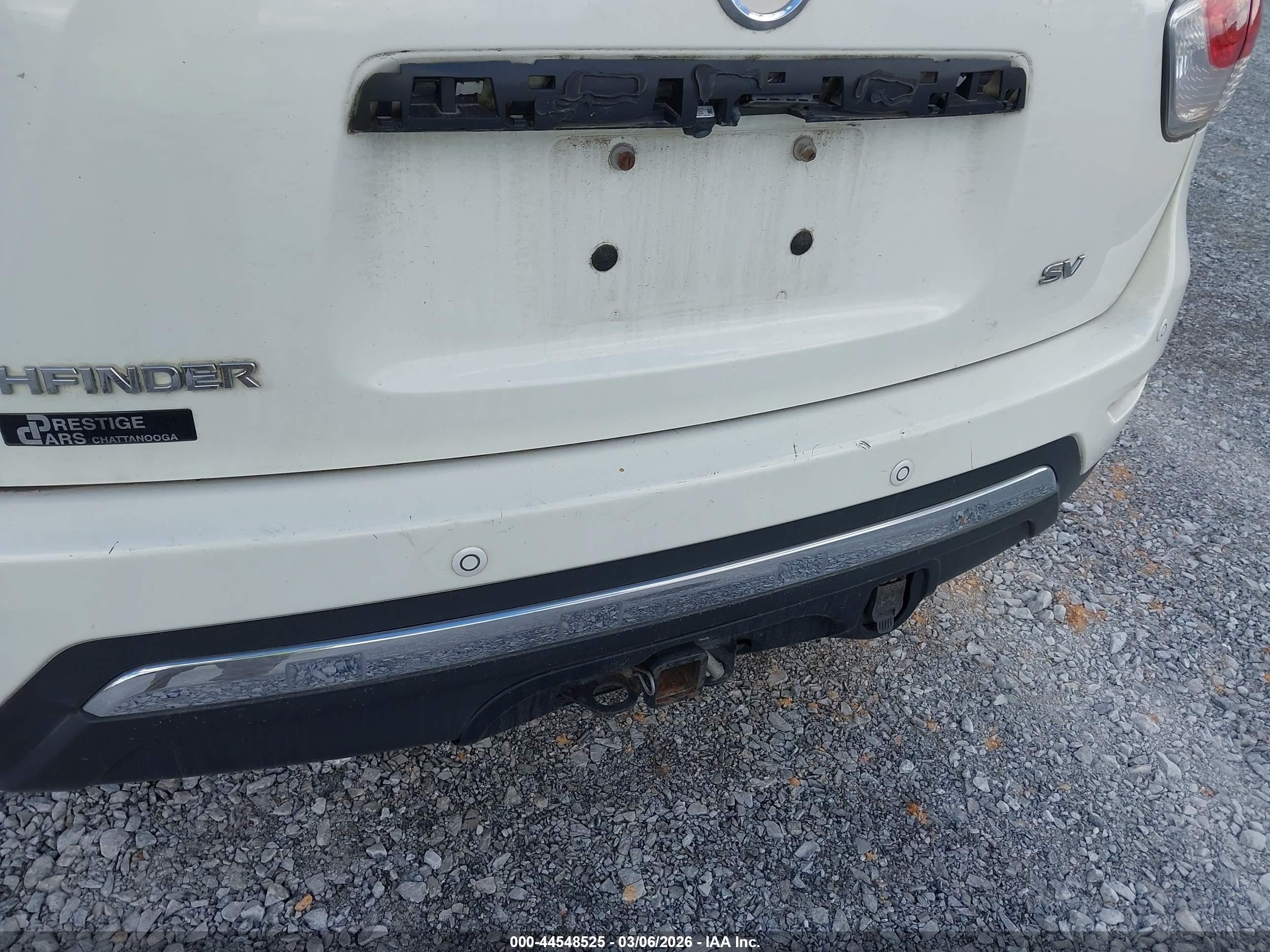 2014 Nissan Pathfinder Sv White vin: 5N1AR2MN5EC722593