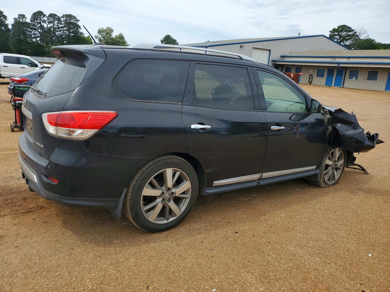 2015 Nissan Pathfinder Platinum Black vin: 5N1AR2MN5FC602004