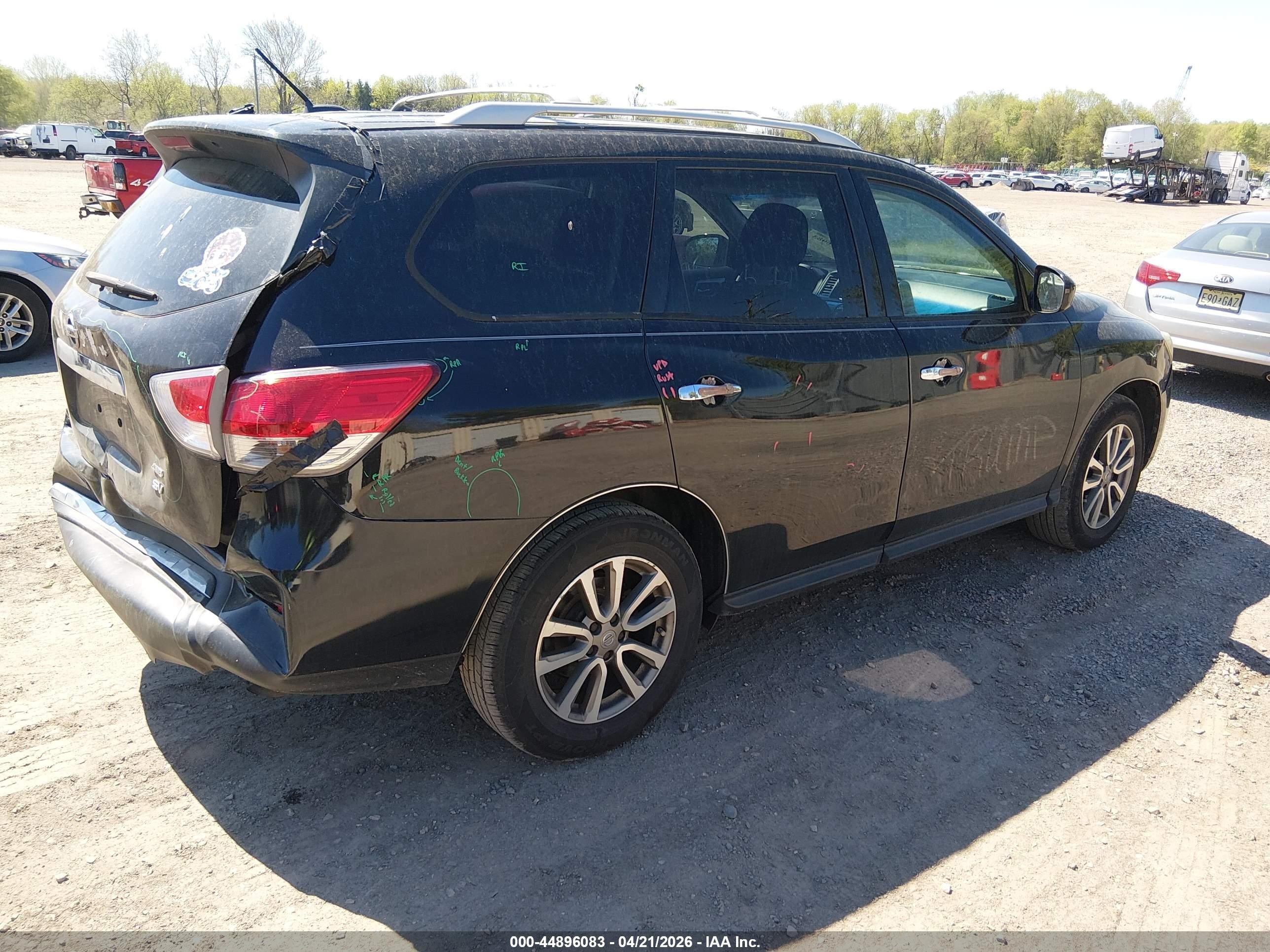 2015 Nissan Pathfinder Platinum/s/sl/sv Черный vin: 5N1AR2MN5FC605601