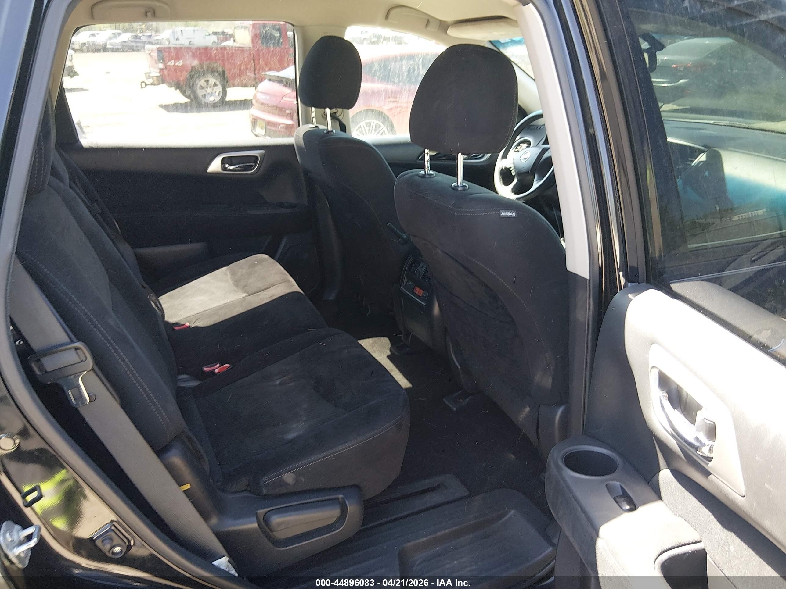 2015 Nissan Pathfinder Platinum/s/sl/sv Черный vin: 5N1AR2MN5FC605601