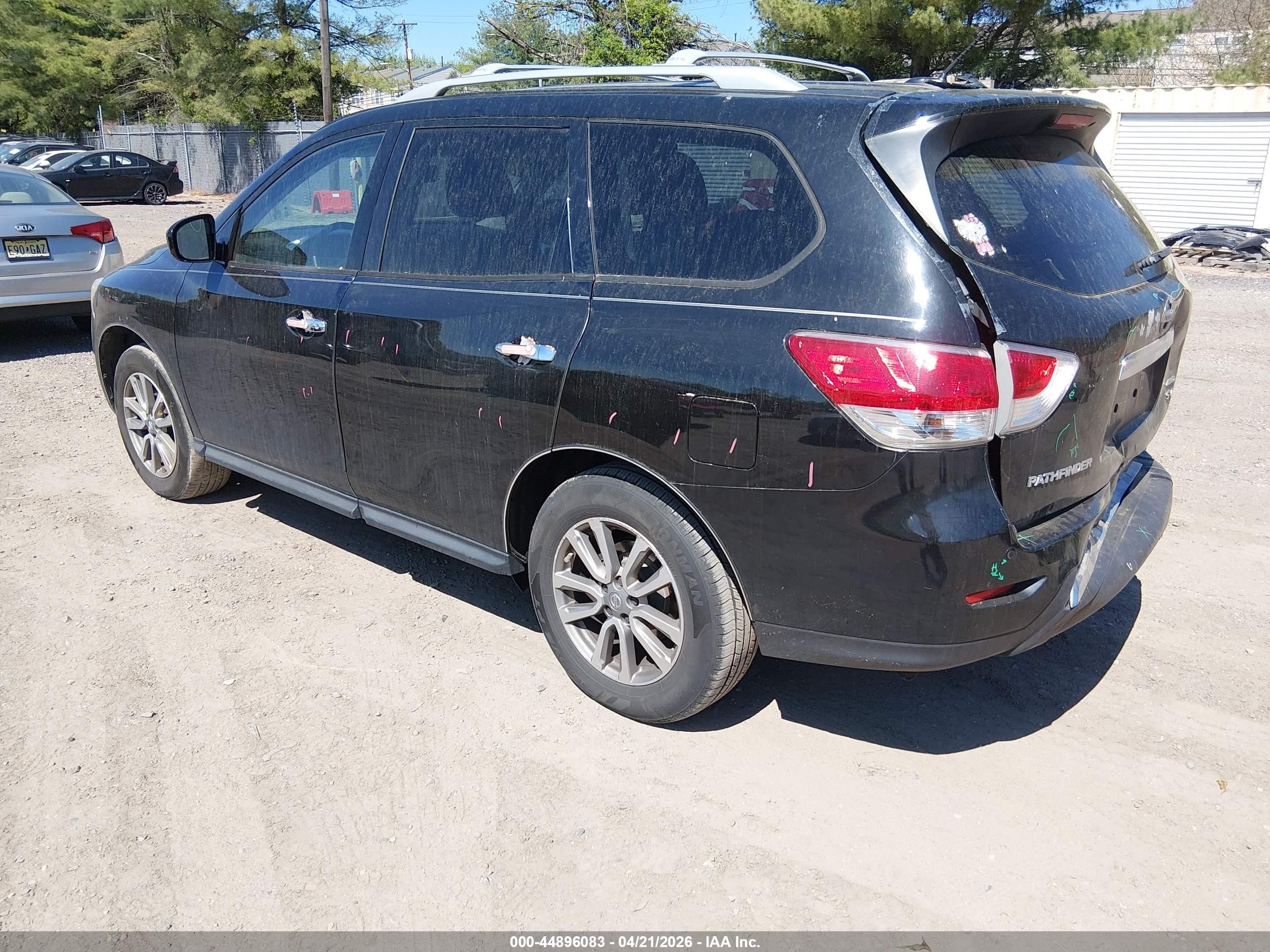 2015 Nissan Pathfinder Platinum/s/sl/sv Черный vin: 5N1AR2MN5FC605601