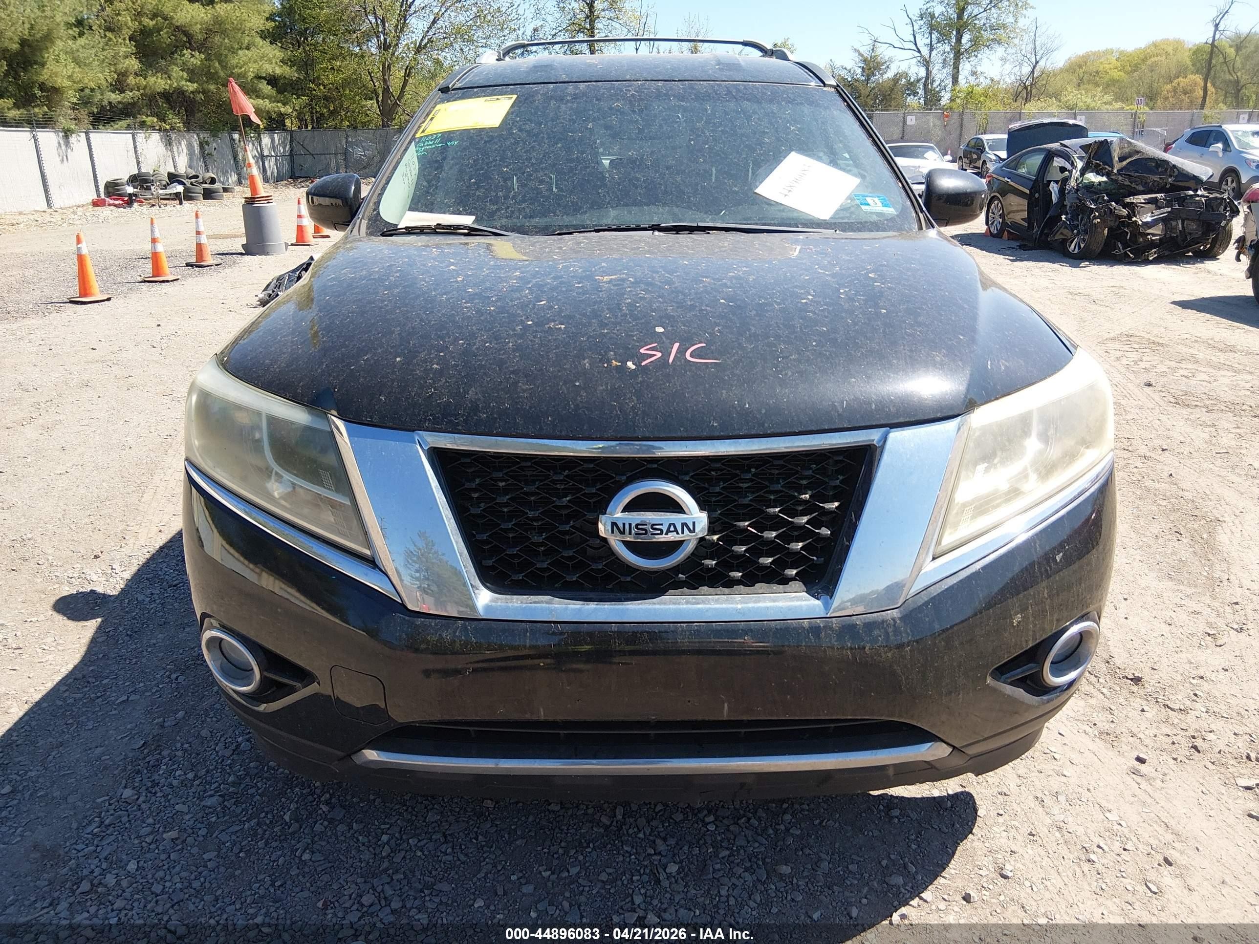 2015 Nissan Pathfinder Platinum/s/sl/sv Черный vin: 5N1AR2MN5FC605601