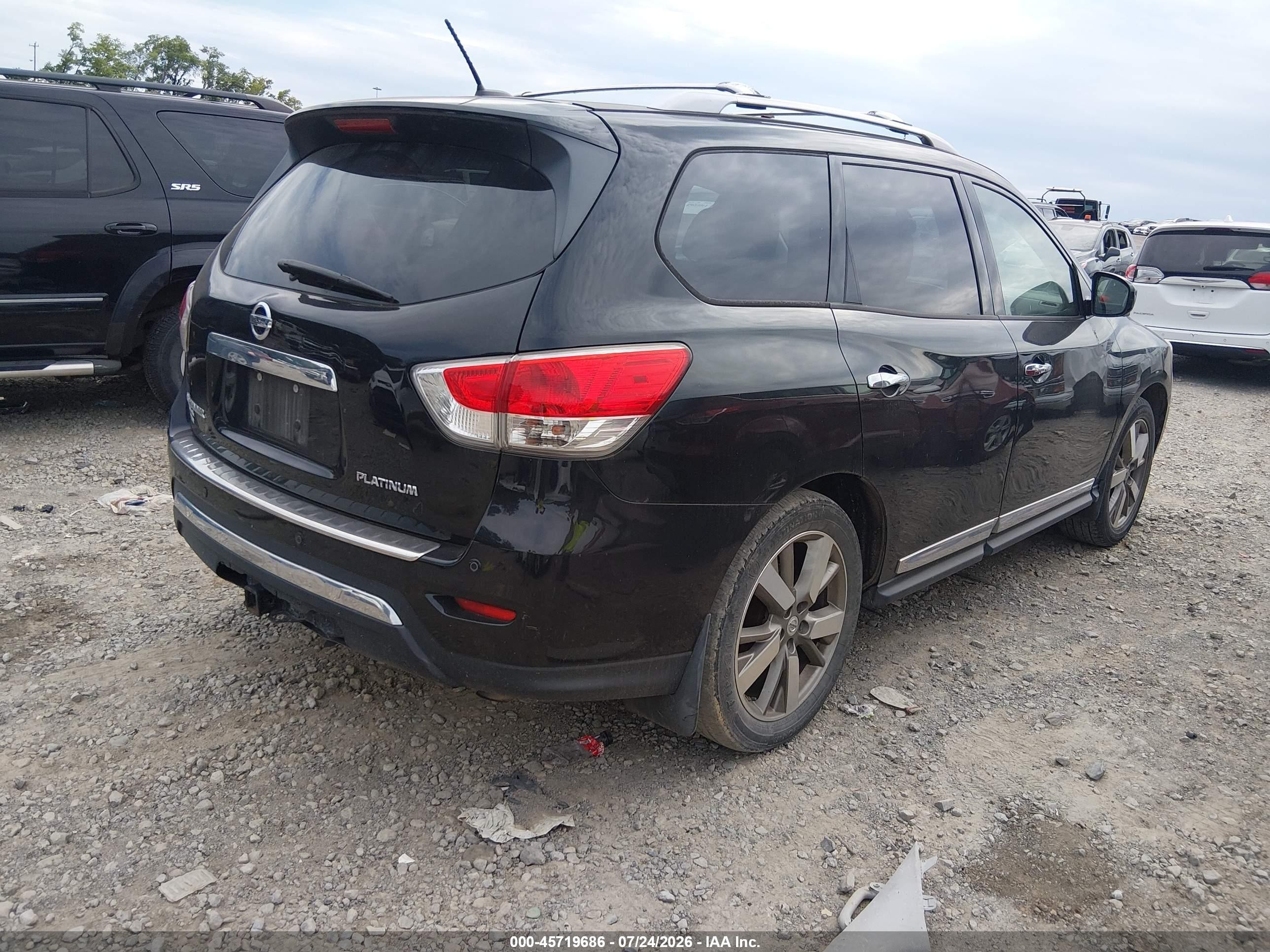 2015 Nissan Pathfinder Platinum Black vin: 5N1AR2MN5FC616646