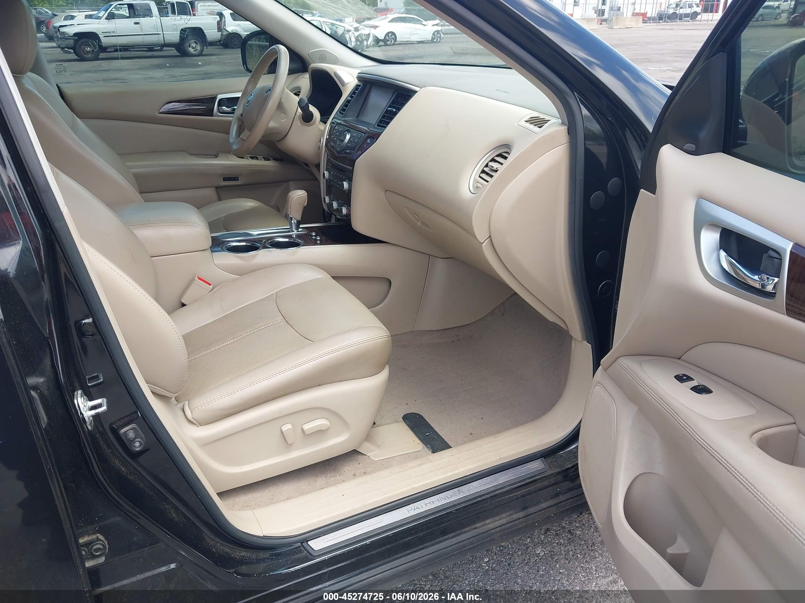 2015 Nissan Pathfinder Platinum Black vin: 5N1AR2MN5FC624214