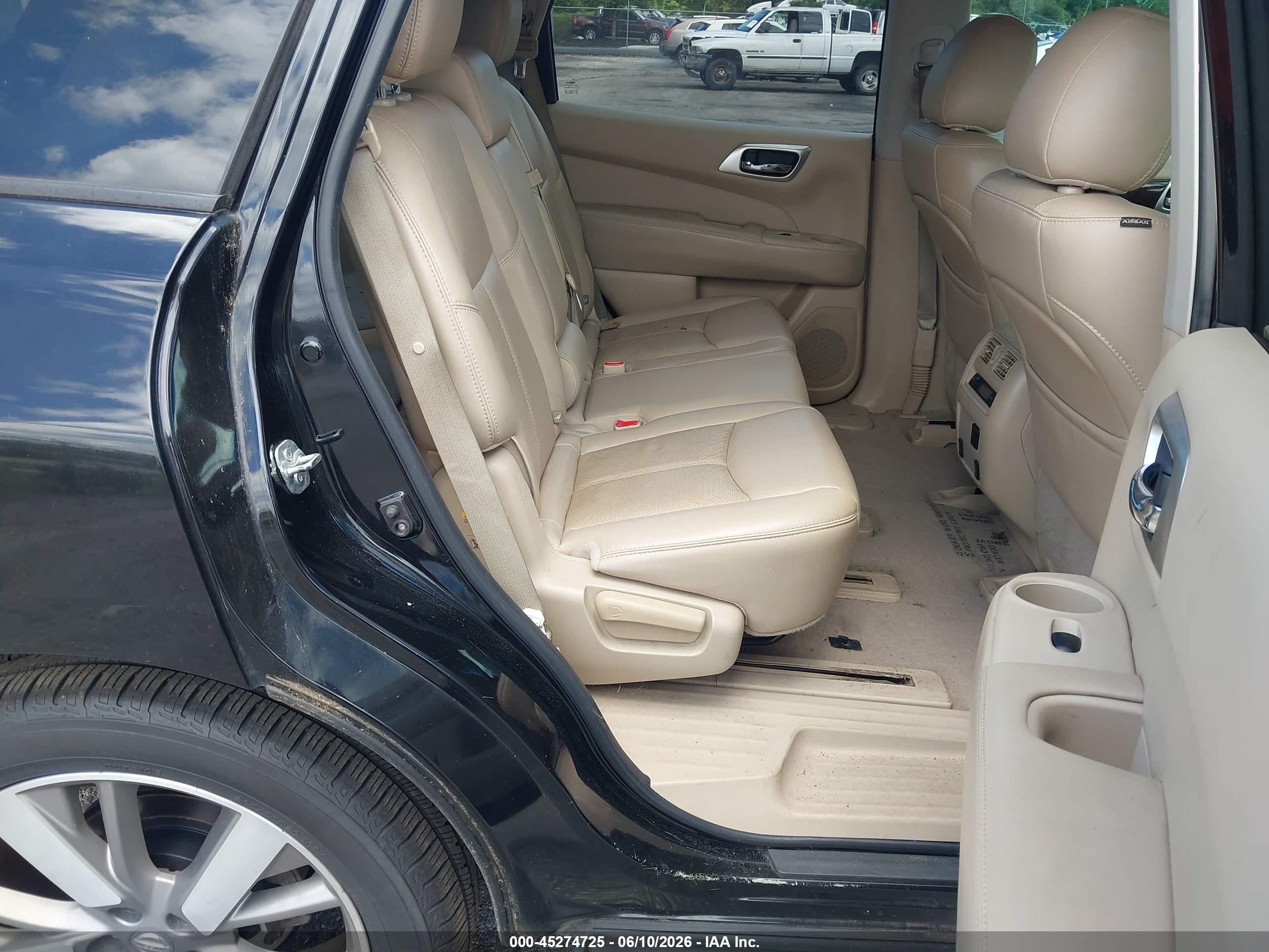 2015 Nissan Pathfinder Platinum Black vin: 5N1AR2MN5FC624214