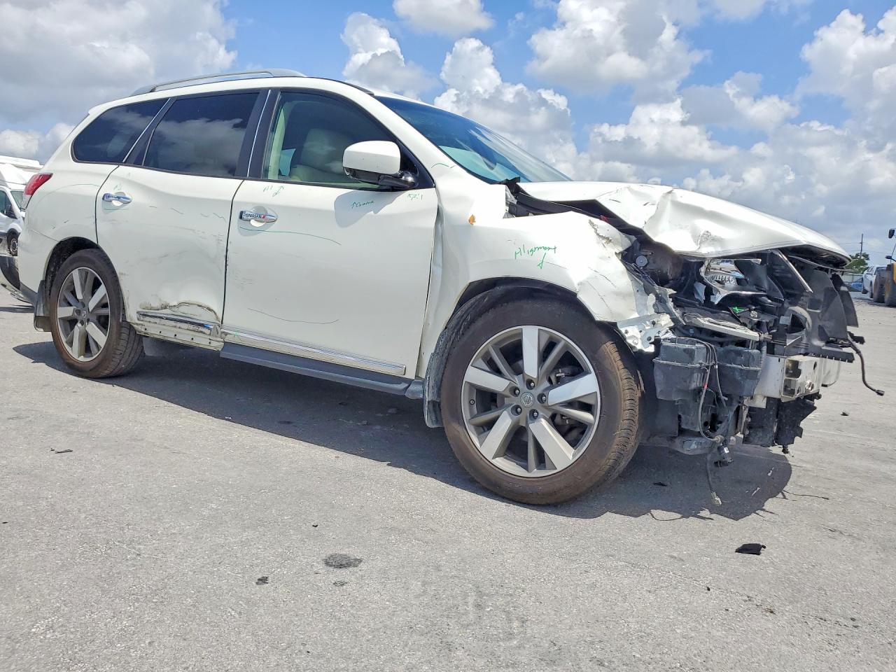 2015 Nissan Pathfinder Platinum White vin: 5N1AR2MN5FC635309