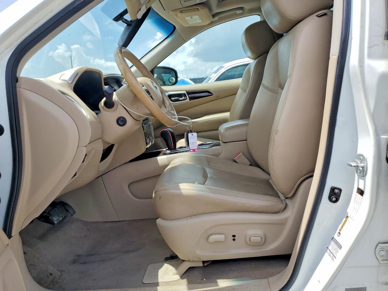 2015 Nissan Pathfinder Platinum White vin: 5N1AR2MN5FC635309