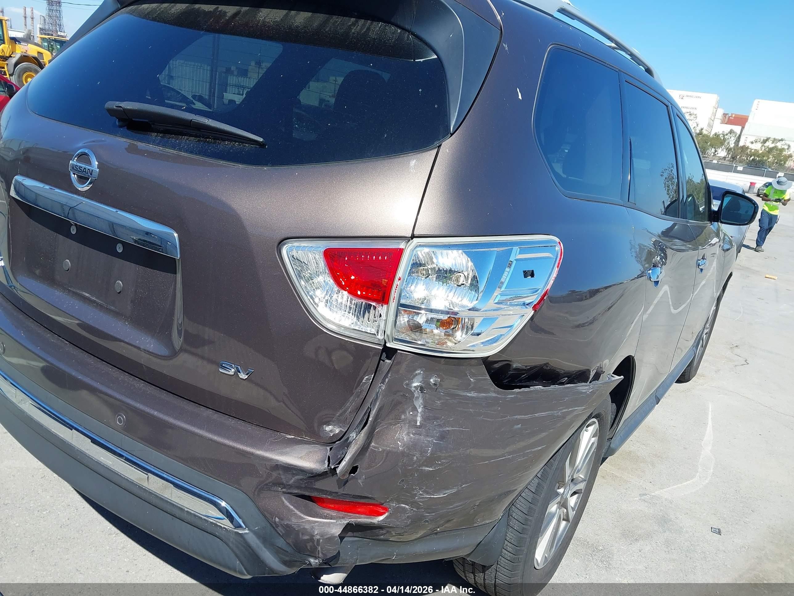 2015 Nissan Pathfinder Sv Black vin: 5N1AR2MN5FC642017
