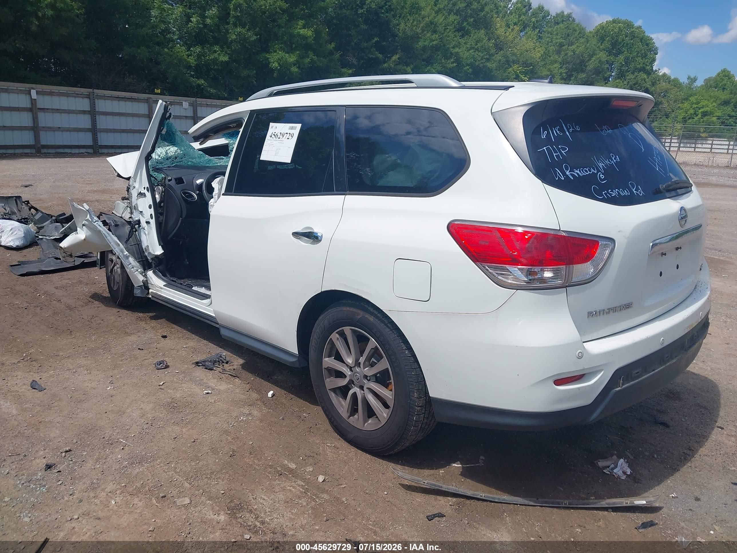 2015 Nissan Pathfinder Platinum/s/sl/sv White vin: 5N1AR2MN5FC649436