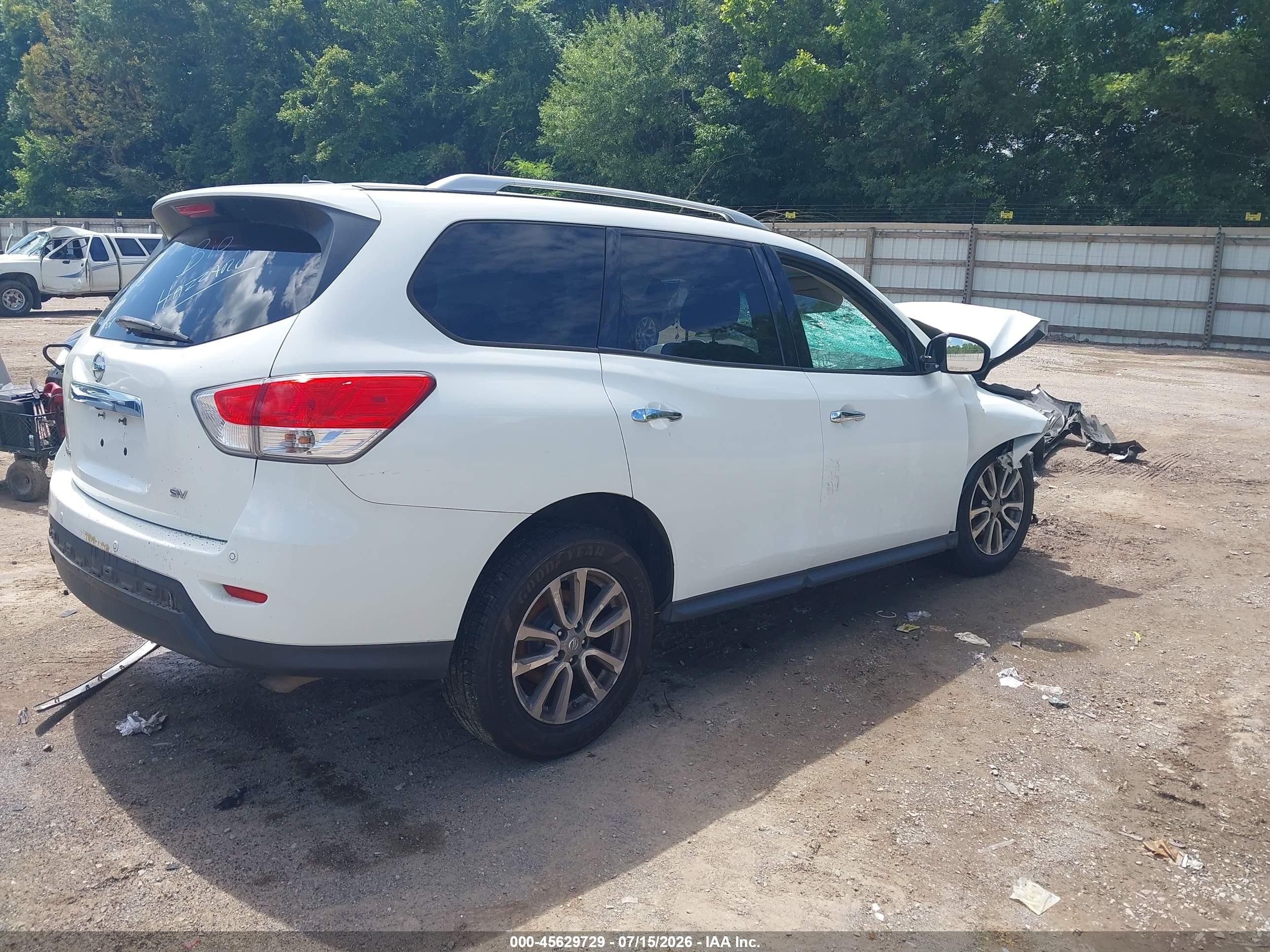 2015 Nissan Pathfinder Platinum/s/sl/sv White vin: 5N1AR2MN5FC649436