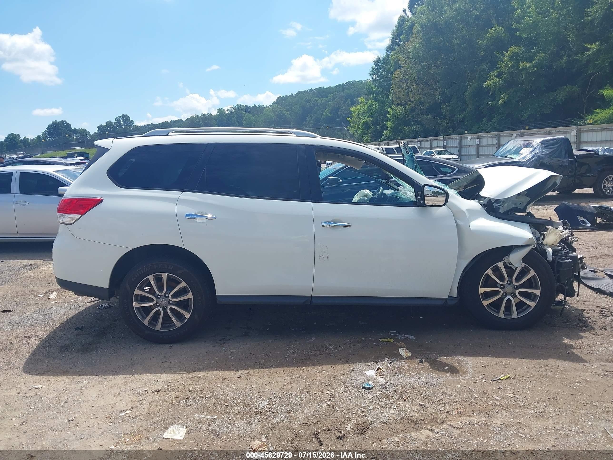 2015 Nissan Pathfinder Platinum/s/sl/sv White vin: 5N1AR2MN5FC649436