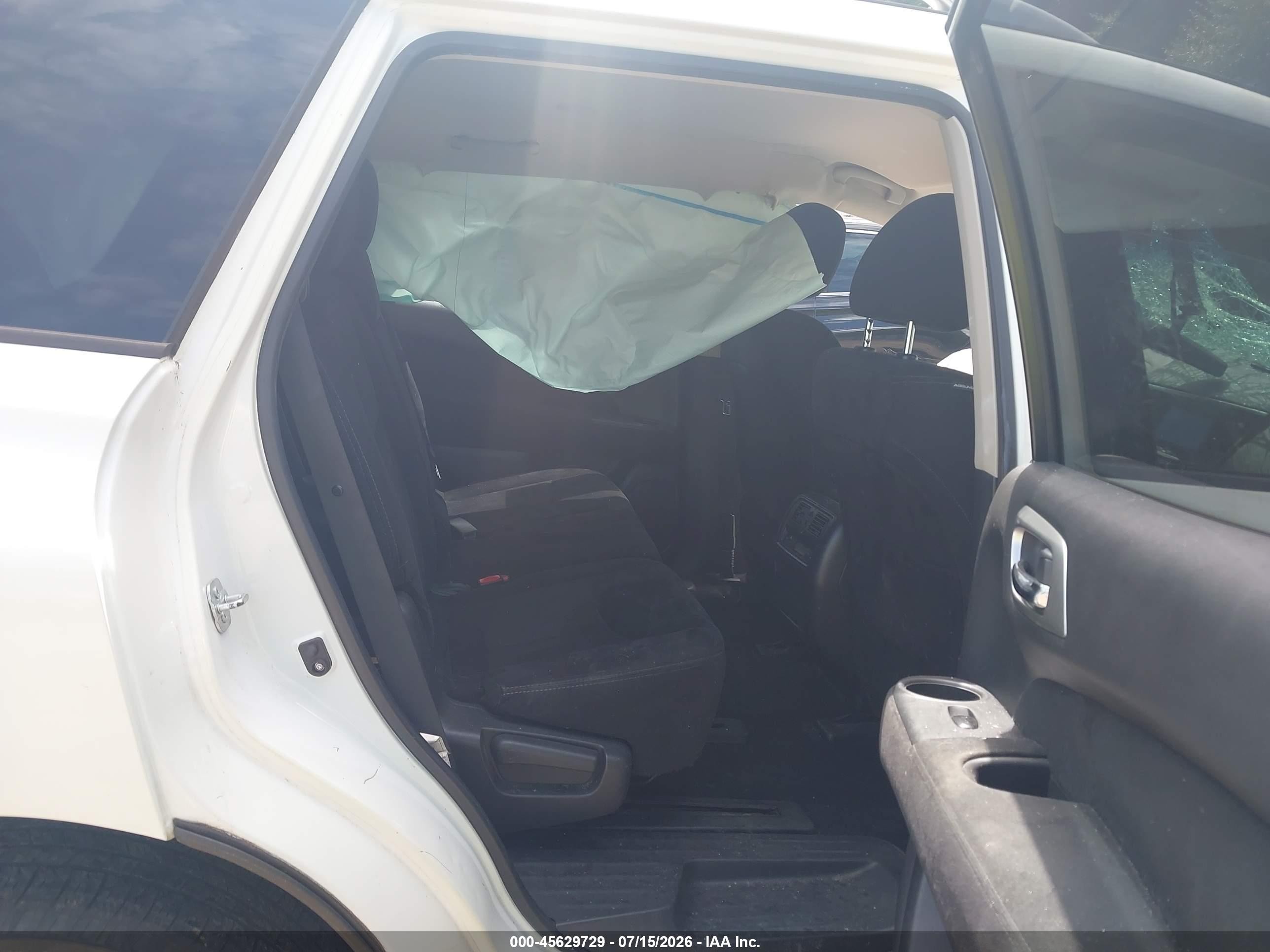 2015 Nissan Pathfinder Platinum/s/sl/sv White vin: 5N1AR2MN5FC649436