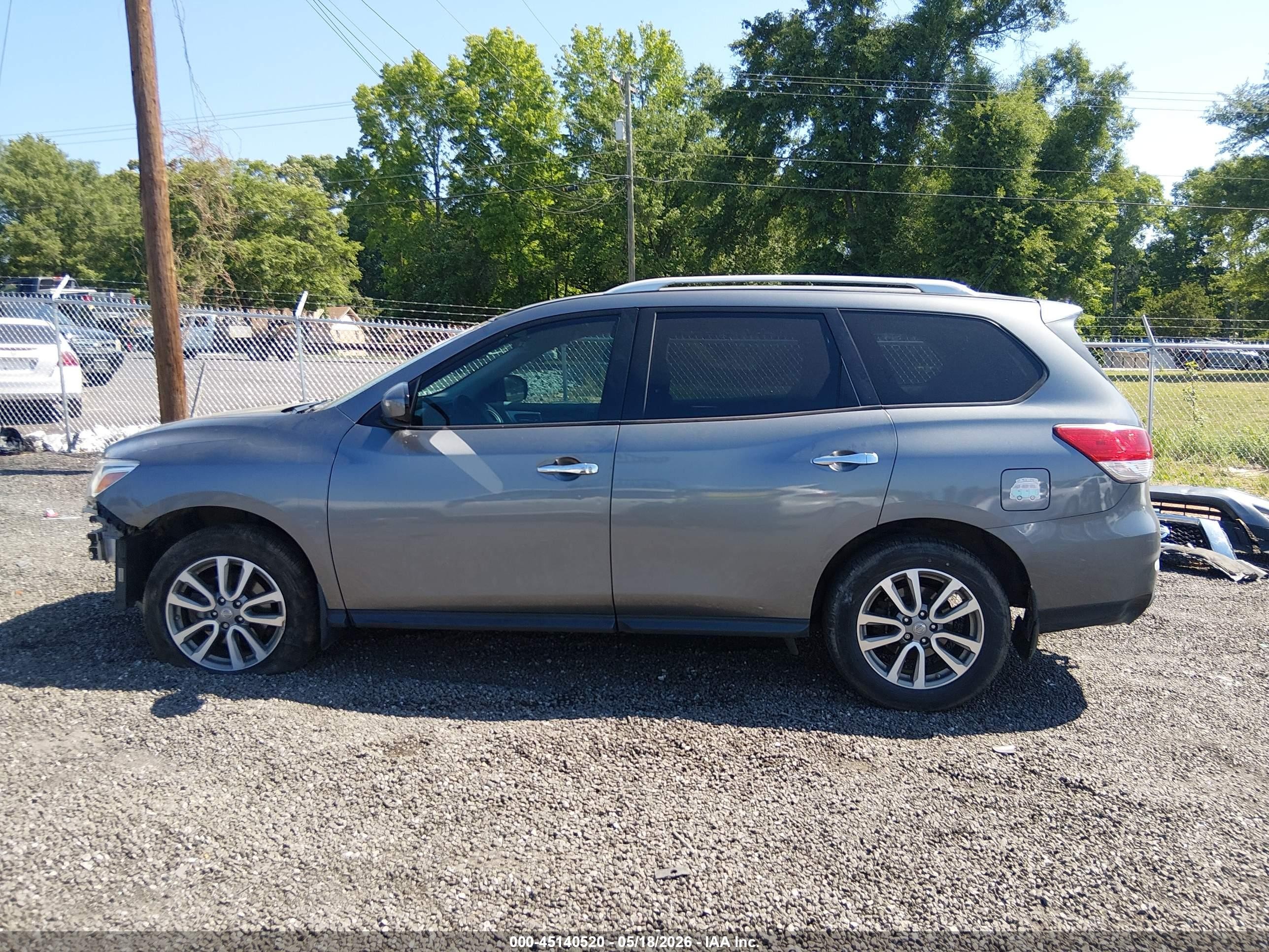 2015 Nissan Pathfinder Sv Серый vin: 5N1AR2MN5FC652143